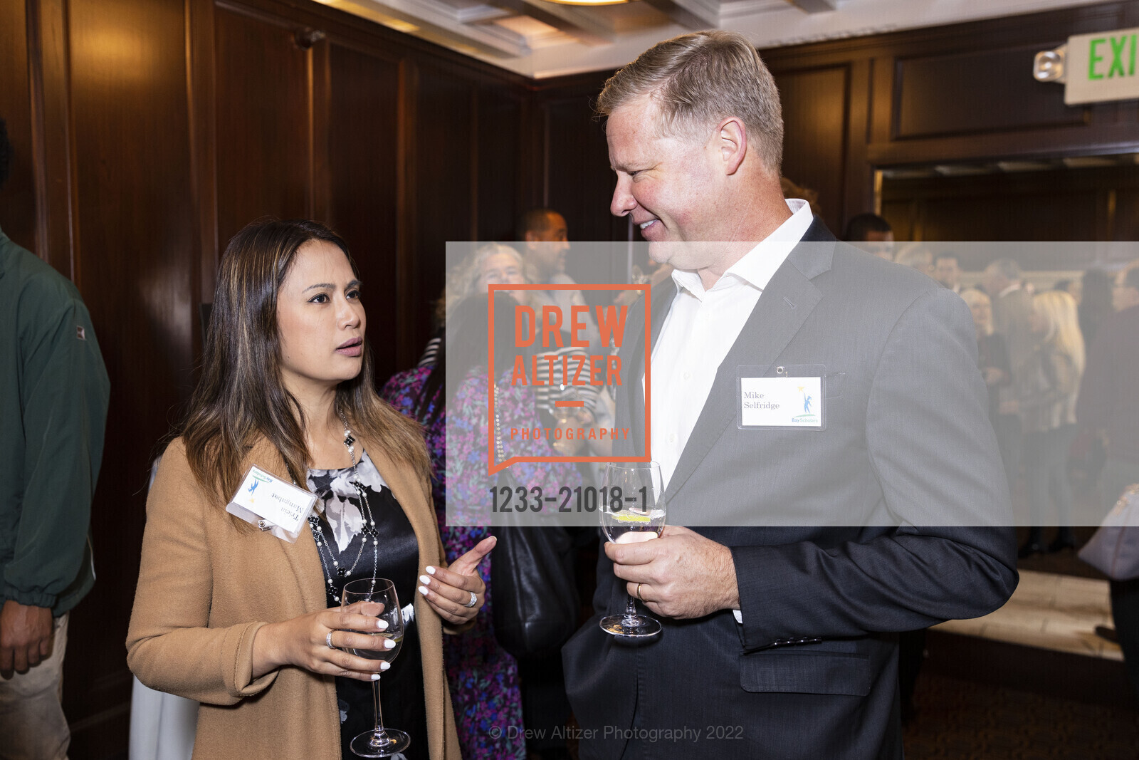 Tricia Mangabat, Mike Selfridge, Photo #1233-21018-1