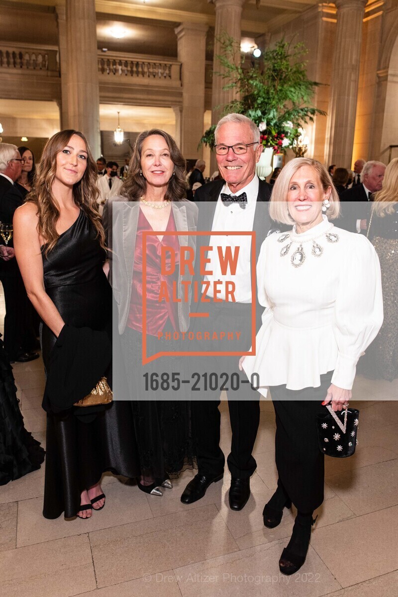 Caroline Fearon, Jennifer Fearon, Larry Binkley, Kathy Huber, San Francisco Opera Guild's Evening on The Stage 2022, Opera House. 401 Van Ness Avenue, November 29th, 2022, Photo #1685-21020-0 Caroline Fearon, Jennifer Fearon, Larry Binkley, Kathy Huber, Photo #1685-21020-0