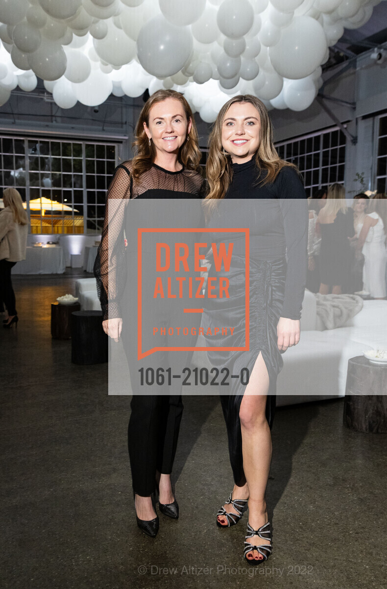 Katie Spalding, Stacey Bledsoe, Children of Shelters Jingle Mingle 2022, Gallery 308. 2 Marina Blvd, SF, CA 94123 US, December 1st, 2022, Photo #1061-21022-0 Katie Spalding, Stacey Bledsoe, Photo #1061-21022-0