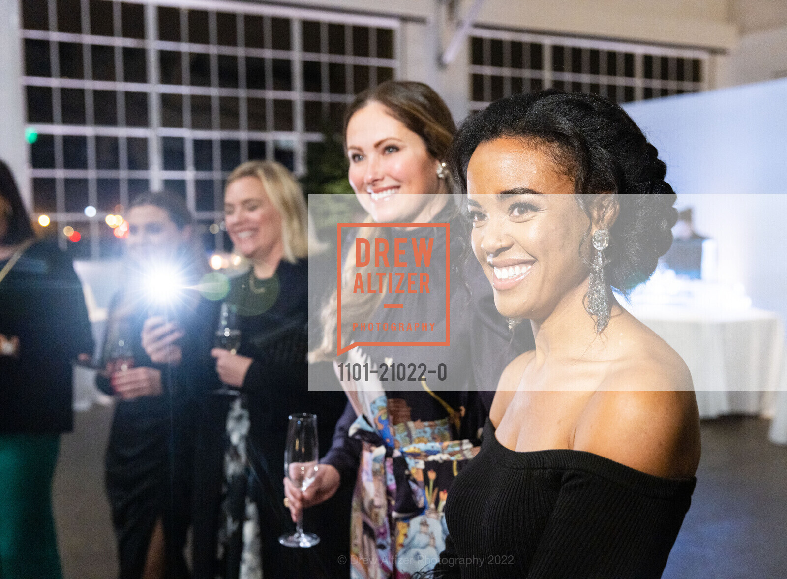 Nikki Chang, Alexandria Lewis, Children of Shelters Jingle Mingle 2022, Gallery 308. 2 Marina Blvd, SF, CA 94123 US, December 1st, 2022, Photo #1101-21022-0 Nikki Chang, Alexandria Lewis, Photo #1101-21022-0