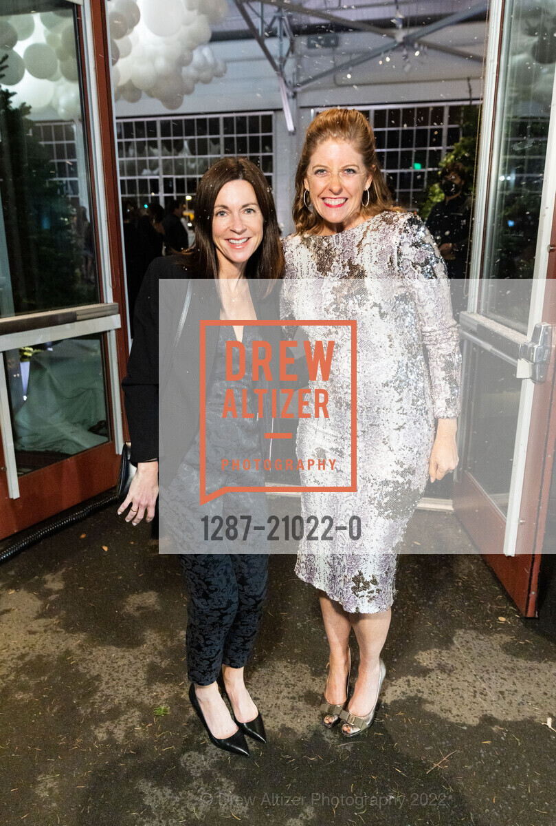 Megan Mariani, Tiffany Gantus, Children of Shelters Jingle Mingle 2022, Gallery 308. 2 Marina Blvd, SF, CA 94123 US, December 1st, 2022, Photo #1287-21022-0 Megan Mariani, Tiffany Gantus, Photo #1287-21022-0