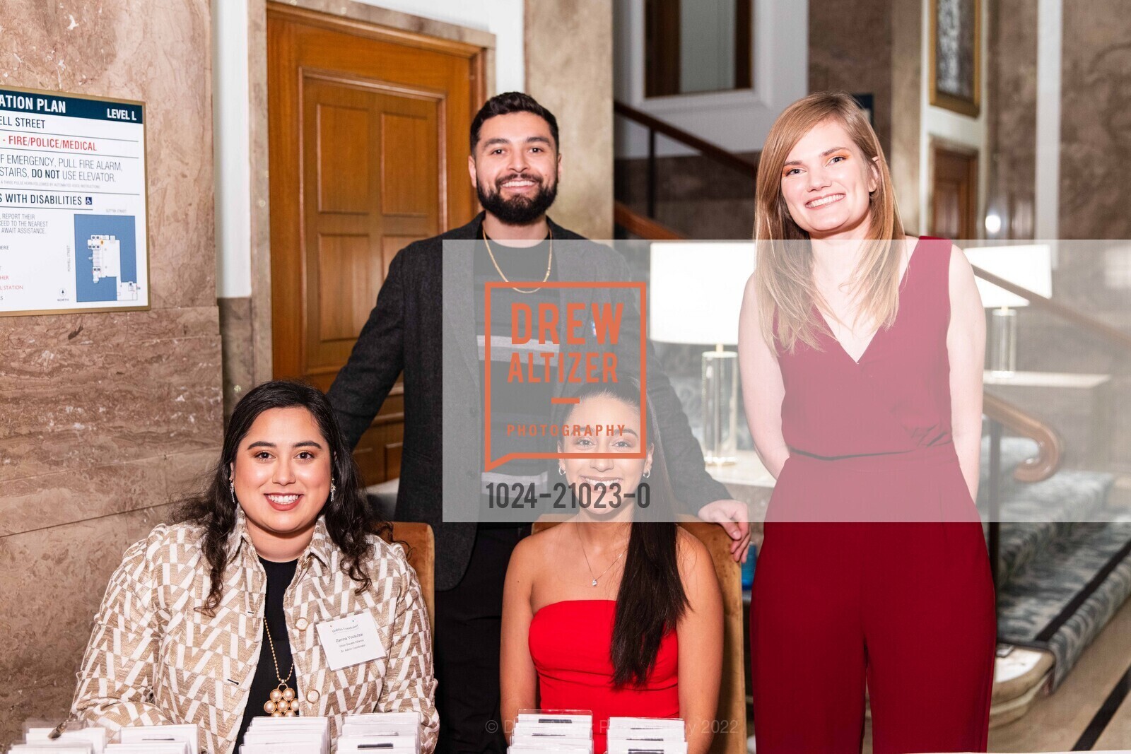 Zarrina Yousufzai, Melanie Medina, Eva Schouten, Photo #1024-21023-0