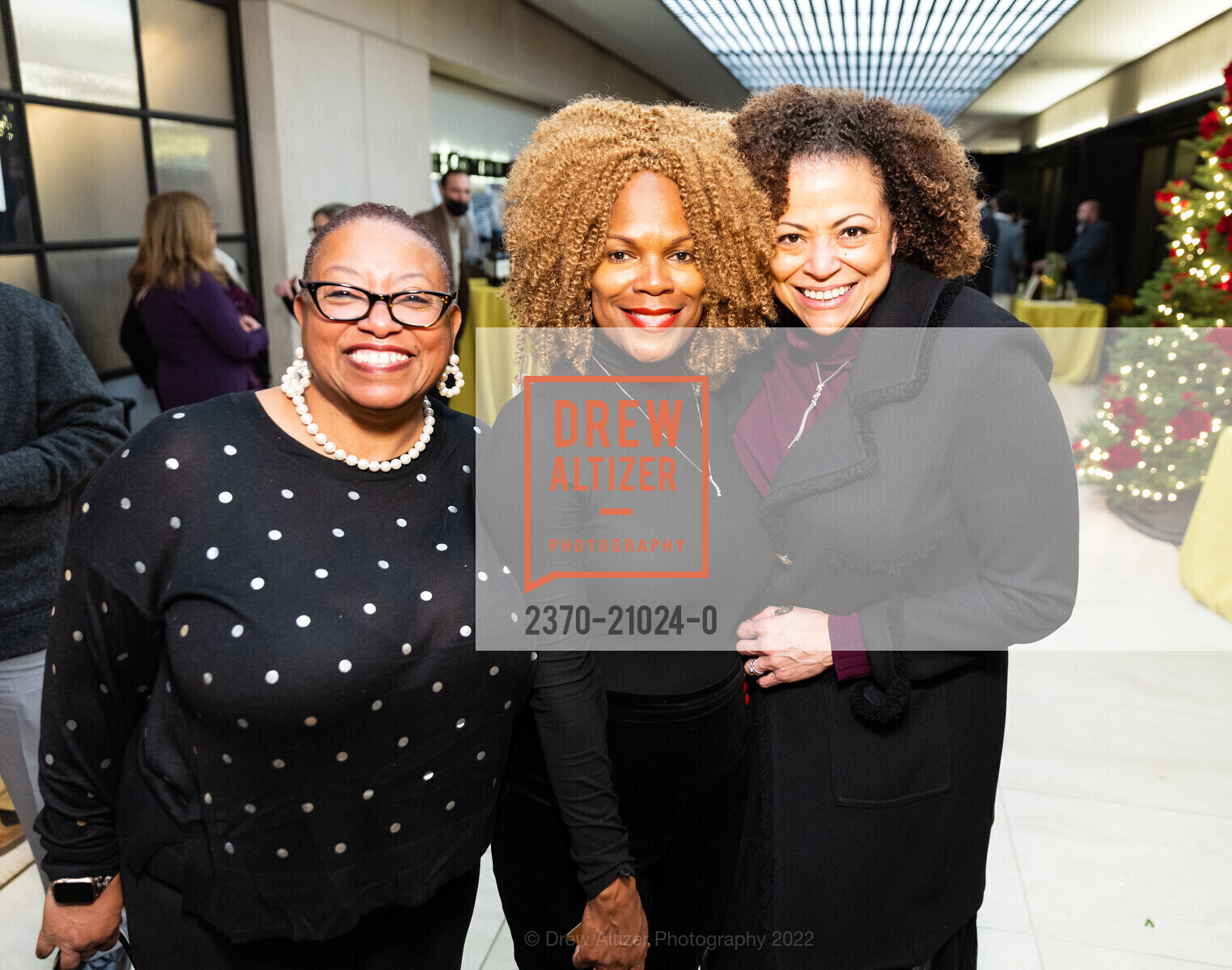 Joy Jacobs, Tanya Patterson, Nicole Taylor, Ronnie and Karen Lott All Stars Helping Kids Holiday Event 2022, The Vault. 555 California St, SF, CA 94104 US, December 2nd, 2022, Photo #2370-21024-0 Joy Jacobs, Tanya Patterson, Nicole Taylor, Photo #2370-21024-0