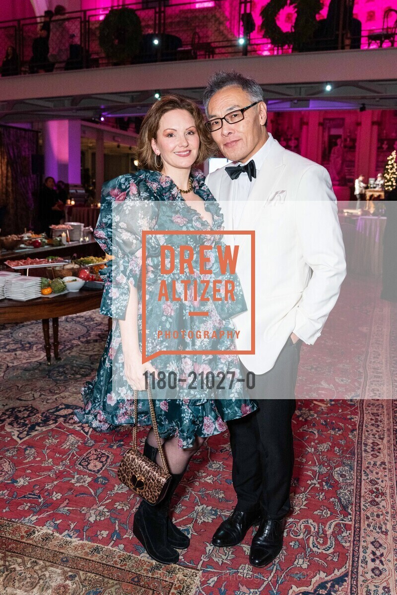 Monica May, Derrick Chin, Holiday Hob Nob benefiting St. Francis Foundation 2022, Saint Joseph’s Arts Society. 1401 Howard St, SF, CA 94103 US, December 3rd, 2022, Photo #1180-21027-0 Monica May, Derrick Chin, Photo #1180-21027-0