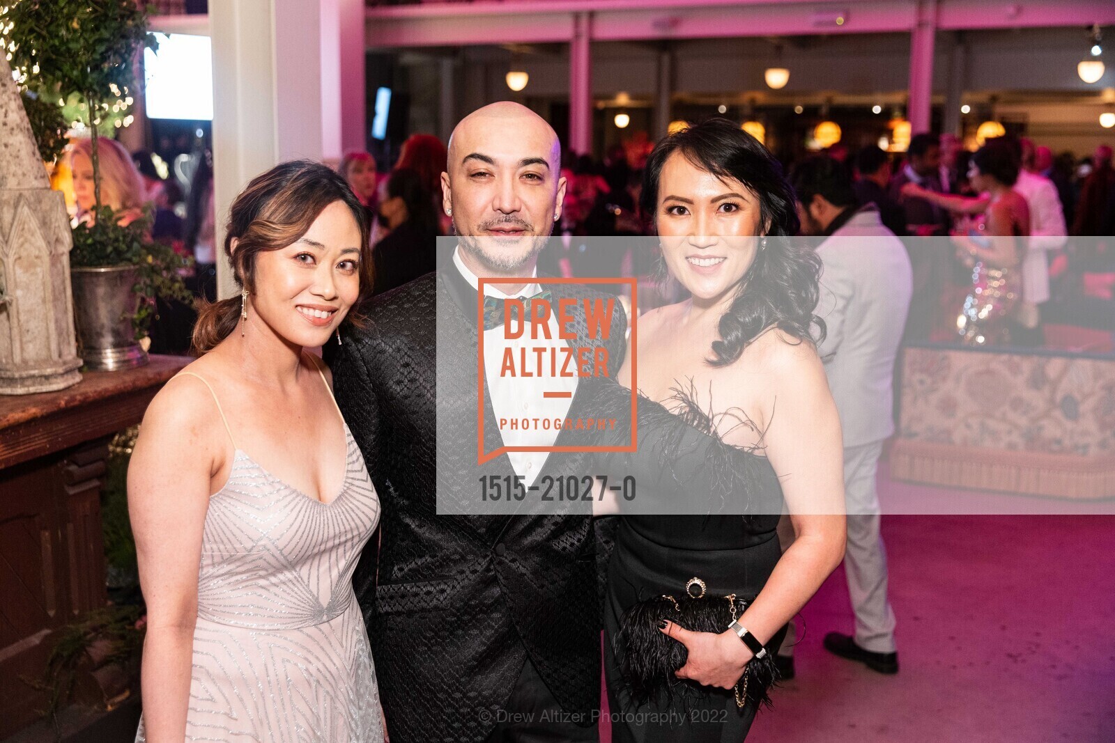 Micky Au, Ronnie Nelson, Nona May, Holiday Hob Nob benefiting St. Francis Foundation 2022, Saint Joseph’s Arts Society. 1401 Howard St, SF, CA 94103 US, December 3rd, 2022, Photo #1515-21027-0 Micky Au, Ronnie Nelson, Nona May, Photo #1515-21027-0