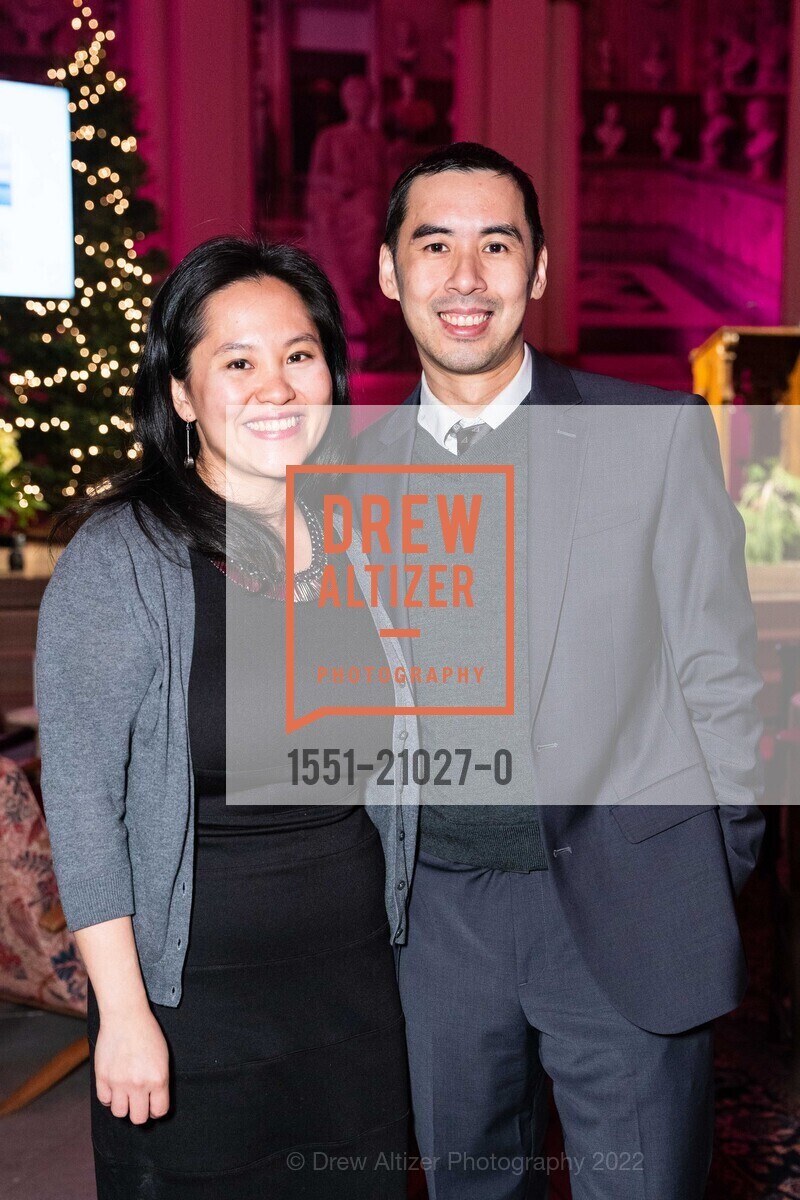 Diana Kuong, Mark Aldrich, Holiday Hob Nob benefiting St. Francis Foundation 2022, Saint Joseph’s Arts Society. 1401 Howard St, SF, CA 94103 US, December 3rd, 2022, Photo #1551-21027-0 Diana Kuong, Mark Aldrich, Photo #1551-21027-0