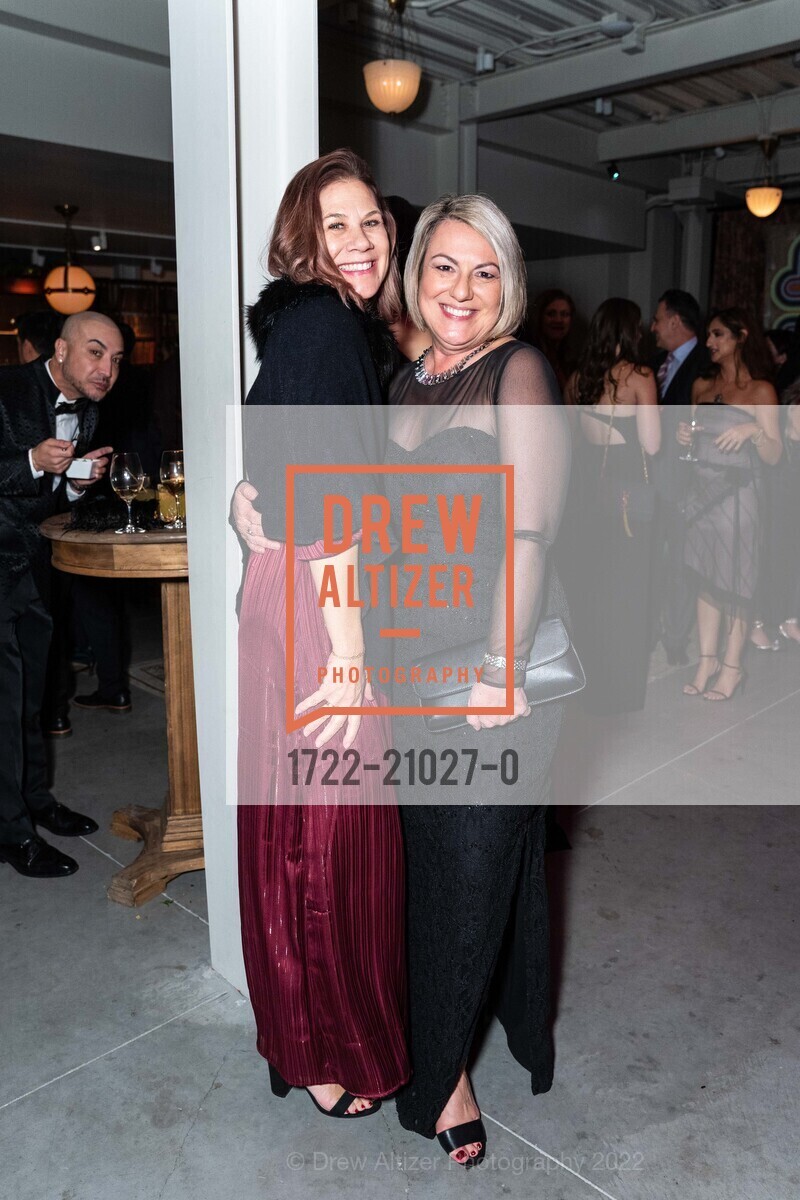 Terry Oldfield, Kim Brown Sims, Holiday Hob Nob benefiting St. Francis Foundation 2022, Saint Joseph’s Arts Society. 1401 Howard St, SF, CA 94103 US, December 3rd, 2022, Photo #1722-21027-0 Terry Oldfield, Kim Brown Sims, Photo #1722-21027-0