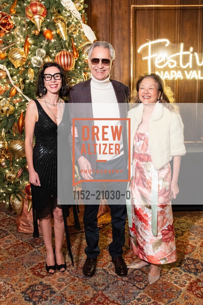 Eva Zanetti, Andrea Bocelli, Olivia Decker, La Vita è Bella: An Evening With Andrea Bocelli & Family, Kohl Mansion. 2750 Adeline Dr, Burlingame, CA 94010 US, Photo #1152-21030-0 Eva Zanetti, Andrea Bocelli, Olivia Decker, Photo #1152-21030-0