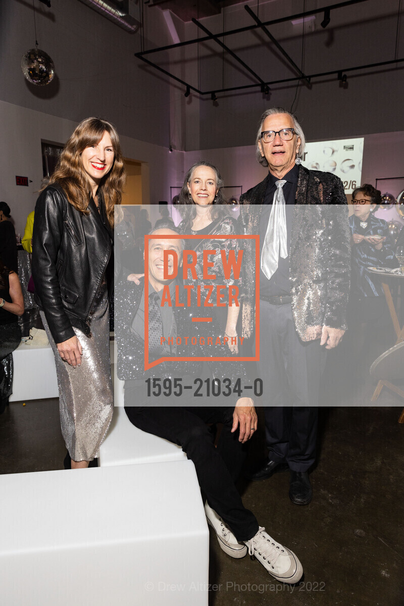 Gretchen Wustrack, David Yu, Bill Burnett, Cynthia Benjamin, Museum of Craft and Design's Art for All Mirror Ball Benefit and Auction 2022, Museum of Craft and Design, December 6th, 2022, Photo #1595-21034-0 Gretchen Wustrack, David Yu, Bill Burnett, Cynthia Benjamin, Photo #1595-21034-0