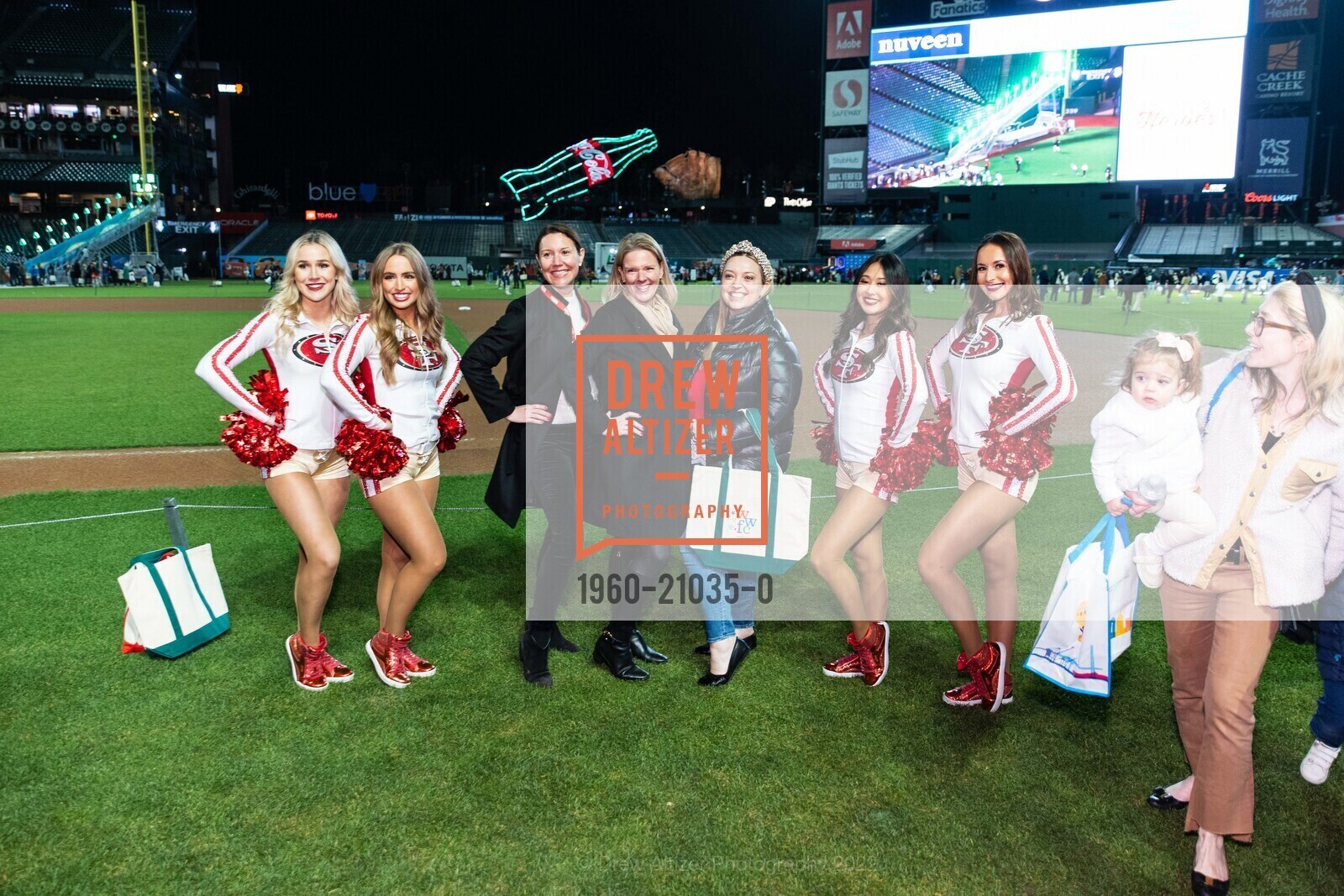Monica Lieber, Alexa Tang, Cassie Henson, Maddie Al, Holiday Heroes 2022 benefitting Wender Weis Foundation for Children, Oracle Park, December 6th, 2022, Photo #1960-21035-0 Monica Lieber, Alexa Tang, Cassie Henson, Maddie Al, Photo #1960-21035-0