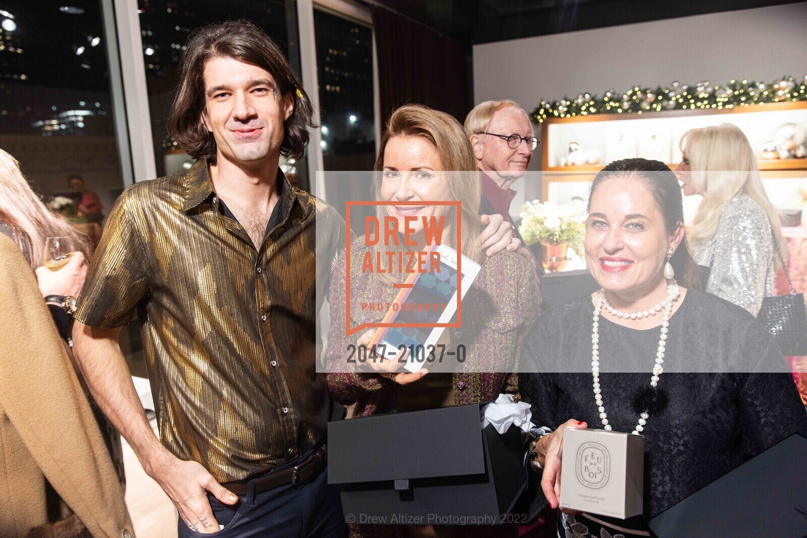 Bip Apollo, Michelle Ritchie, Natalia Urrutia, Neiman Marcus and Aubrey Brewster host Merry and Bright Holiday Party, Neiman Marcus. 150 Stockton St, 5th Floor, December 9th, 2022, Photo #2047-21037-0 Bip Apollo, Michelle Ritchie, Natalia Urrutia, Photo #2047-21037-0