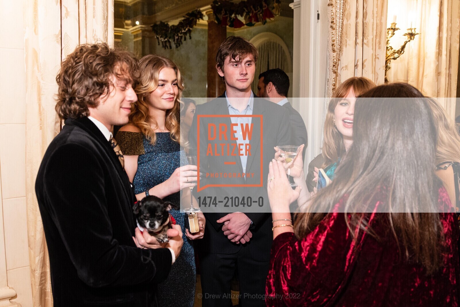 Tobias Alexander Engel, Hannah Schrank, Nicholas Getty, Ivy Getty, Photo #1474-21040-0