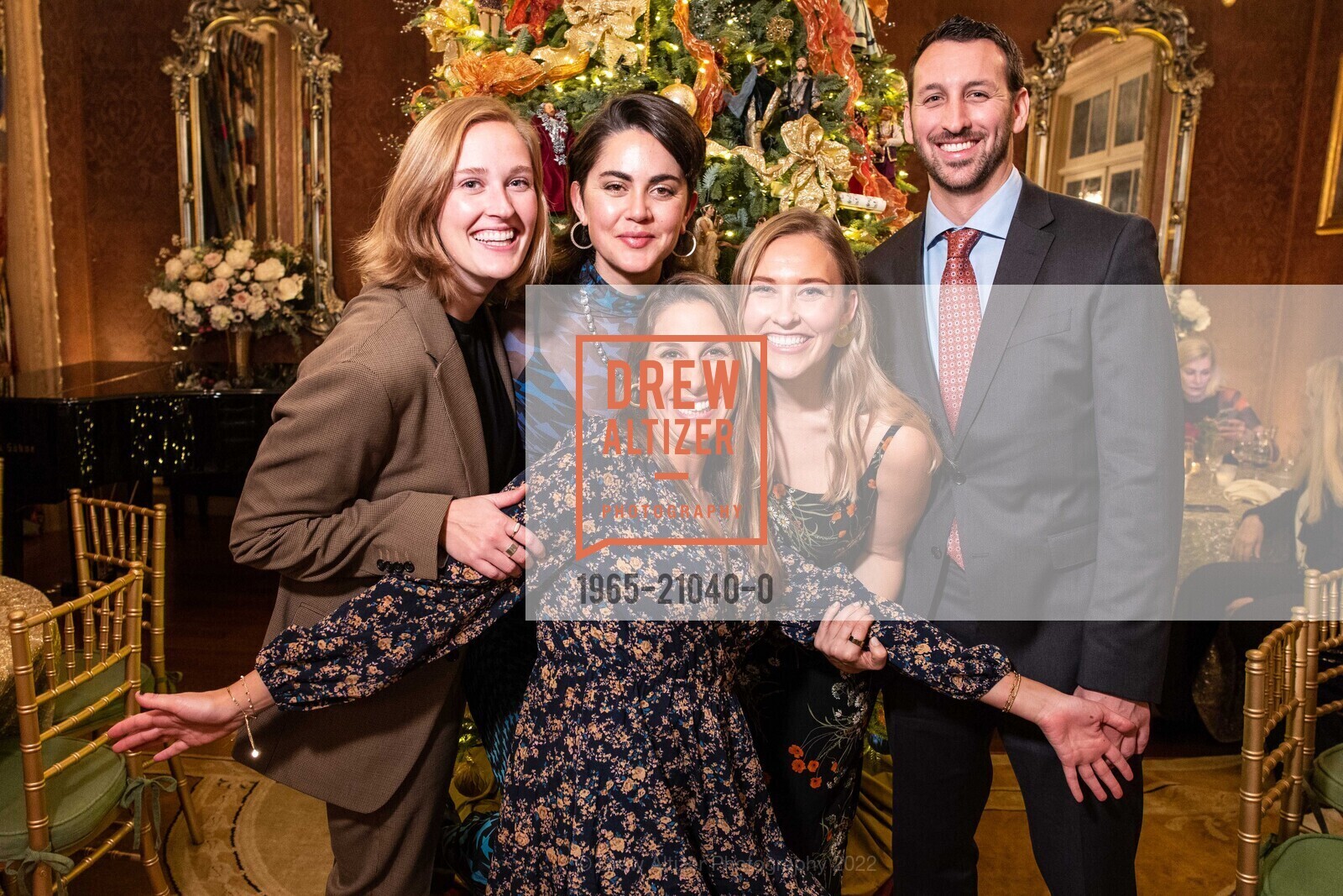Emily Townsend, Tessa Tapscott, Jessica Chizen, Allison Townsend, Danny Price, Gordon Getty's 89th Birthday Party, 2880 Broadway, December 10th, 2022, Photo #1965-21040-0 Emily Townsend, Tessa Tapscott, Jessica Chizen, Allison Townsend, Danny Price, Photo #1965-21040-0