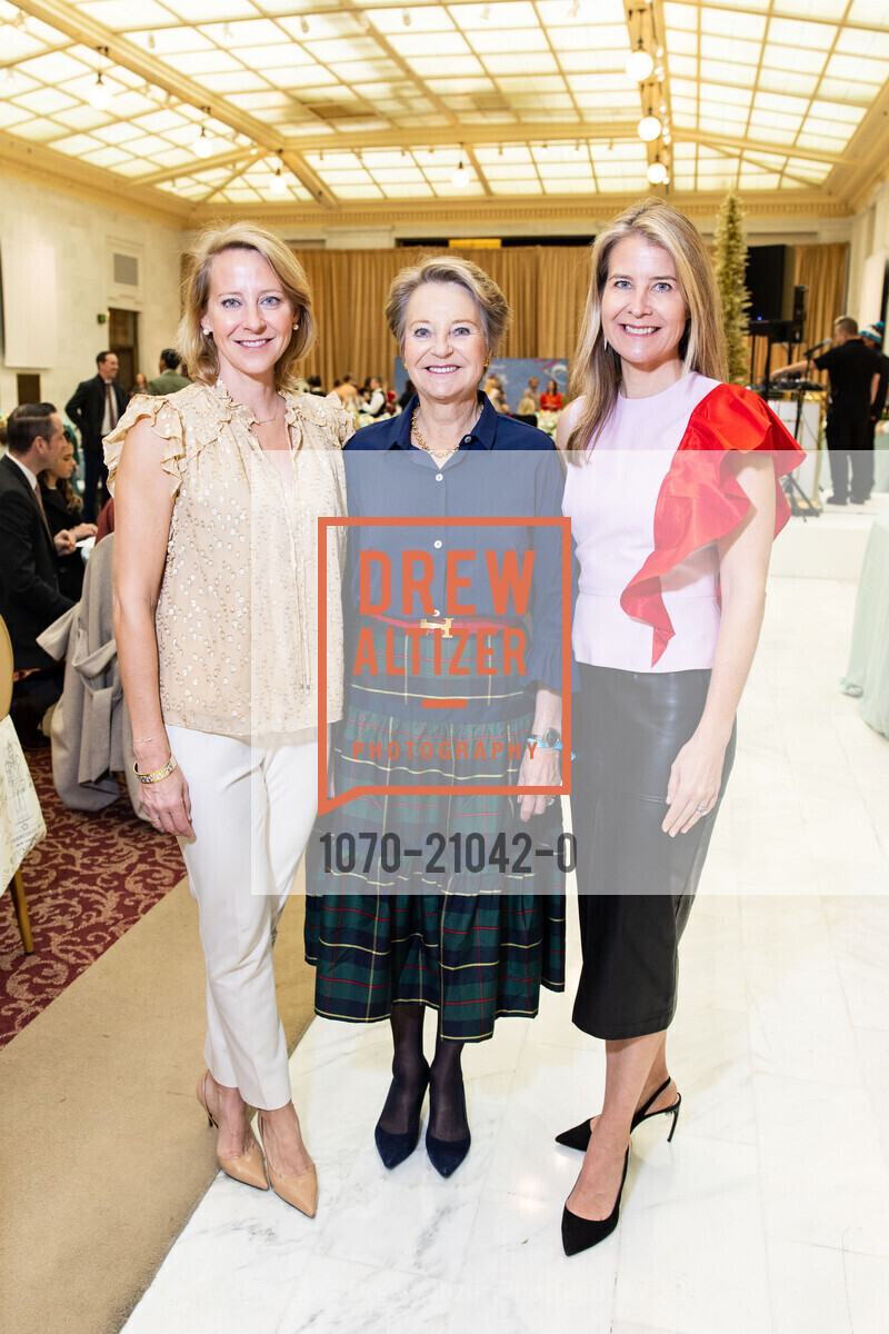 Camilla Field, Christina Norman, Catarina Schwab, SF Ballet Hosts Nutcracker Luncheon, San Francisco City Hall. 1 Dr Carlton B Goodlett Pl, December 11th, 2022, Photo #1070-21042-0 Camilla Field, Christina Norman, Catarina Schwab, Photo #1070-21042-0