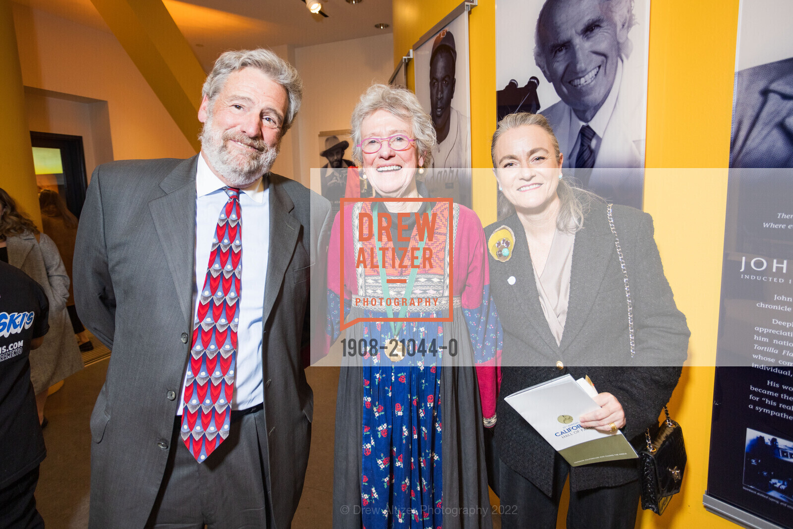 Greg Lucas, Arlie Russell Hochschild, Liliana Ferrer, California Hall of Fame Awards Ceremony at the California Museum 2022, California Museum. 1020 O St, Sacramento, CA 95814 US, December 13th, 2022, Photo #1908-21044-0 Greg Lucas, Arlie Russell Hochschild, Liliana Ferrer, Photo #1908-21044-0