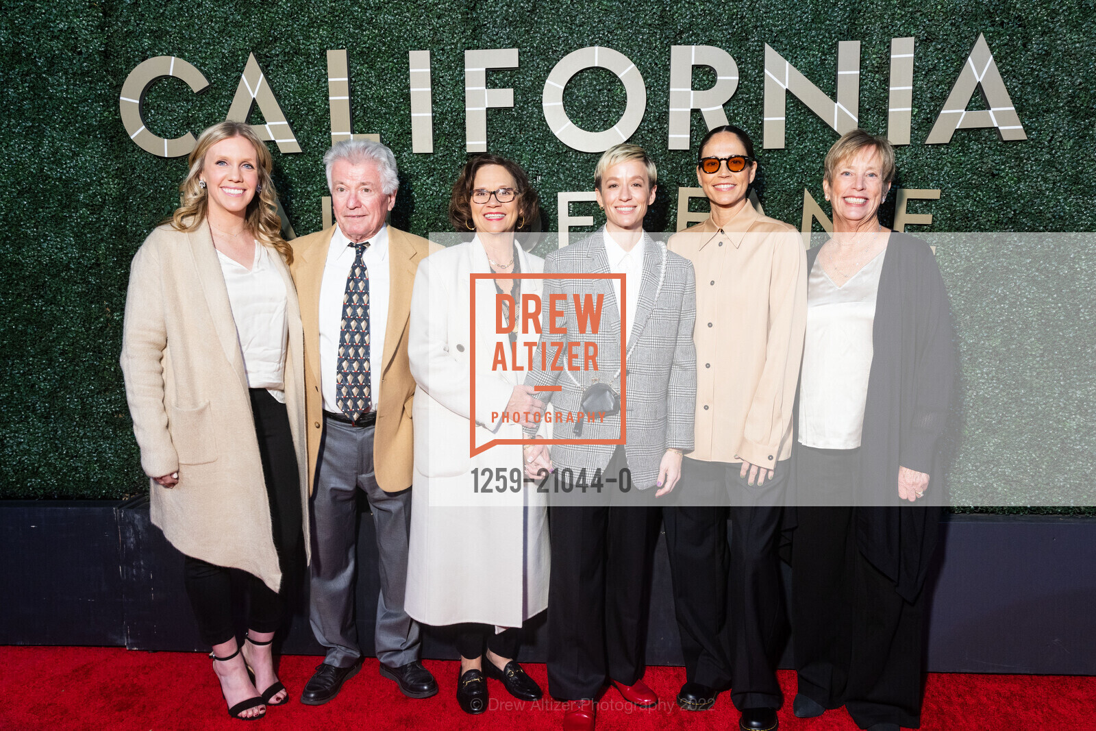 Jim Rapinoe with Denise Rapinoe, Megan Rapinoe and Sue Bird