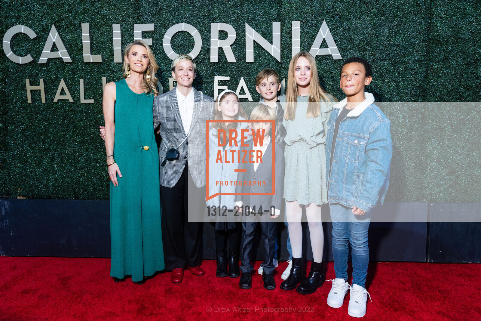 Jennifer Siebel Newsom, Megan Rapinoe, Brooklynn Newsom, Hunter Newsom, Dutch Newsom, Montana Newsom, California Hall of Fame Awards Ceremony at the California Museum 2022, California Museum. 1020 O St, Sacramento, CA 95814 US, December 13th, 2022, Photo #1312-21044-0 Jennifer Siebel Newsom, Megan Rapinoe, Brooklynn Newsom, Hunter Newsom, Dutch Newsom, Montana Newsom, Photo #1312-21044-0