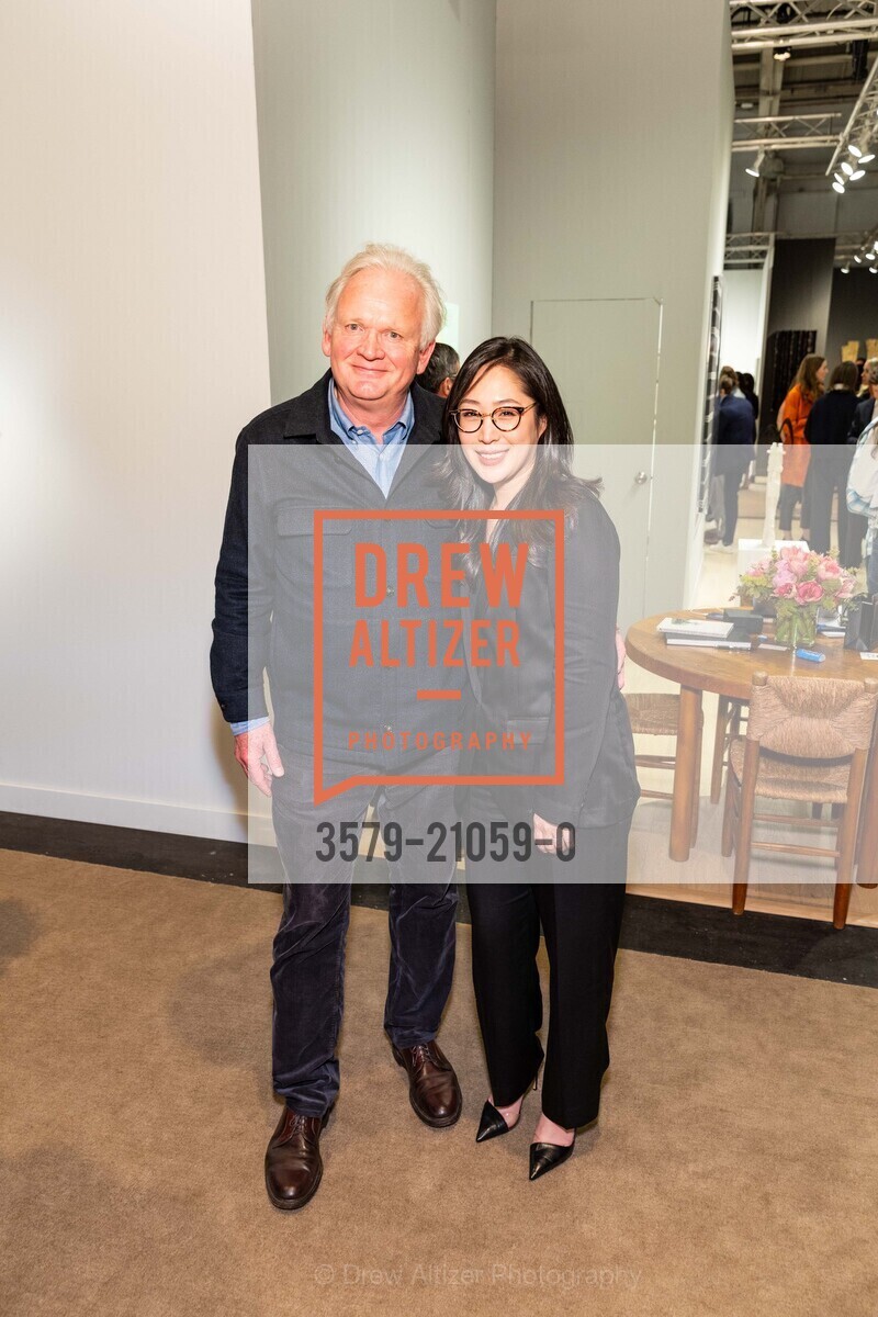Lucas Shoemaker, Sheila Shin, Photo #3579-21059-0