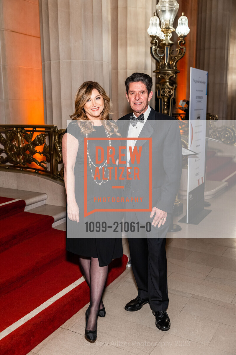 Wendy Mendez, Michael Mendez, San Francisco Ballet 90th Anniversary Opening Night Gala 2023, San Francisco War Memorial & Performing Arts Center. 401 Van Ness Avenue, January 19th, 2023, Photo #1099-21061-0 Wendy Mendez, Michael Mendez, Photo #1099-21061-0
