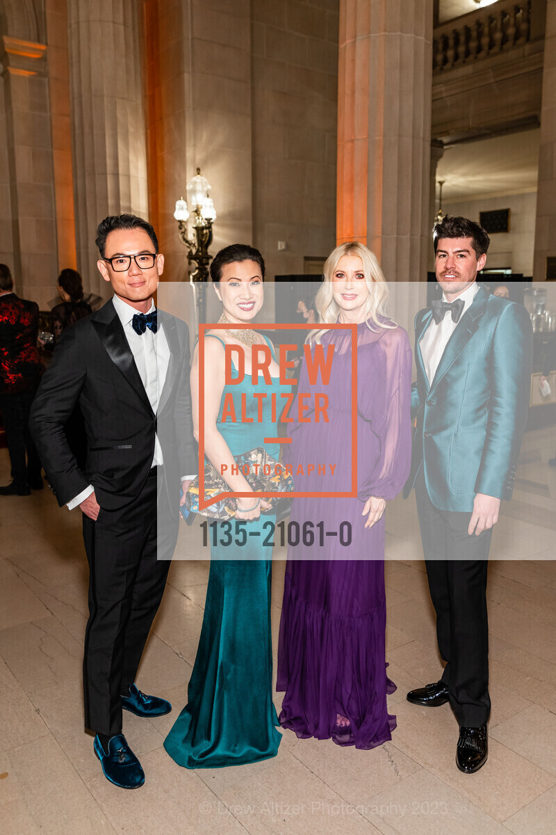 Jason Gan, Rosalyn Chen, Holly Baxter, Russell Martinelli, San Francisco Ballet 90th Anniversary Opening Night Gala 2023, San Francisco War Memorial & Performing Arts Center. 401 Van Ness Avenue, January 19th, 2023, Photo #1135-21061-0 Jason Gan, Rosalyn Chen, Holly Baxter, Russell Martinelli, Photo #1135-21061-0