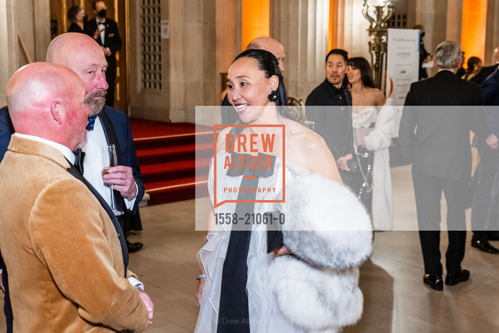 David Nash, Doug Jackson, Carolyn Chang, San Francisco Ballet 90th Anniversary Opening Night Gala 2023, San Francisco War Memorial & Performing Arts Center. 401 Van Ness Avenue, January 19th, 2023, Photo #1558-21061-0 David Nash, Doug Jackson, Carolyn Chang, Photo #1558-21061-0