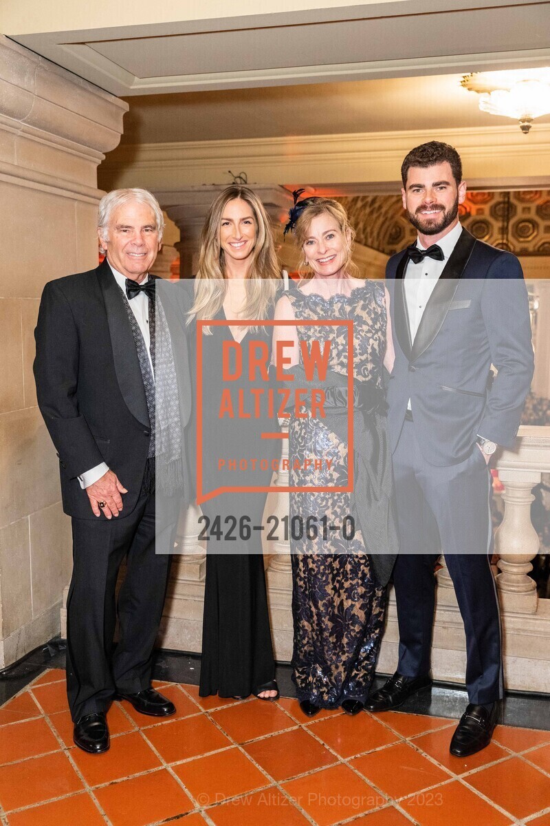John Palmer, Alicia Garner, Amy Palmer, Spencer Palmer, San Francisco Ballet 90th Anniversary Opening Night Gala 2023, San Francisco War Memorial & Performing Arts Center. 401 Van Ness Avenue, January 19th, 2023, Photo #2426-21061-0 John Palmer, Alicia Garner, Amy Palmer, Spencer Palmer, Photo #2426-21061-0