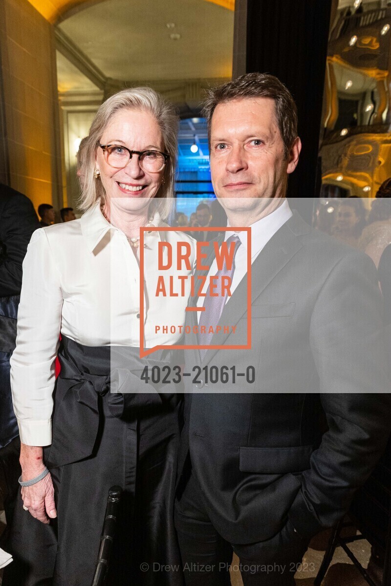 Sunnie Evers, Patrick Armand, San Francisco Ballet 90th Anniversary Opening Night Gala 2023, San Francisco War Memorial & Performing Arts Center. 401 Van Ness Avenue, January 19th, 2023, Photo #4023-21061-0 Sunnie Evers, Patrick Armand, Photo #4023-21061-0