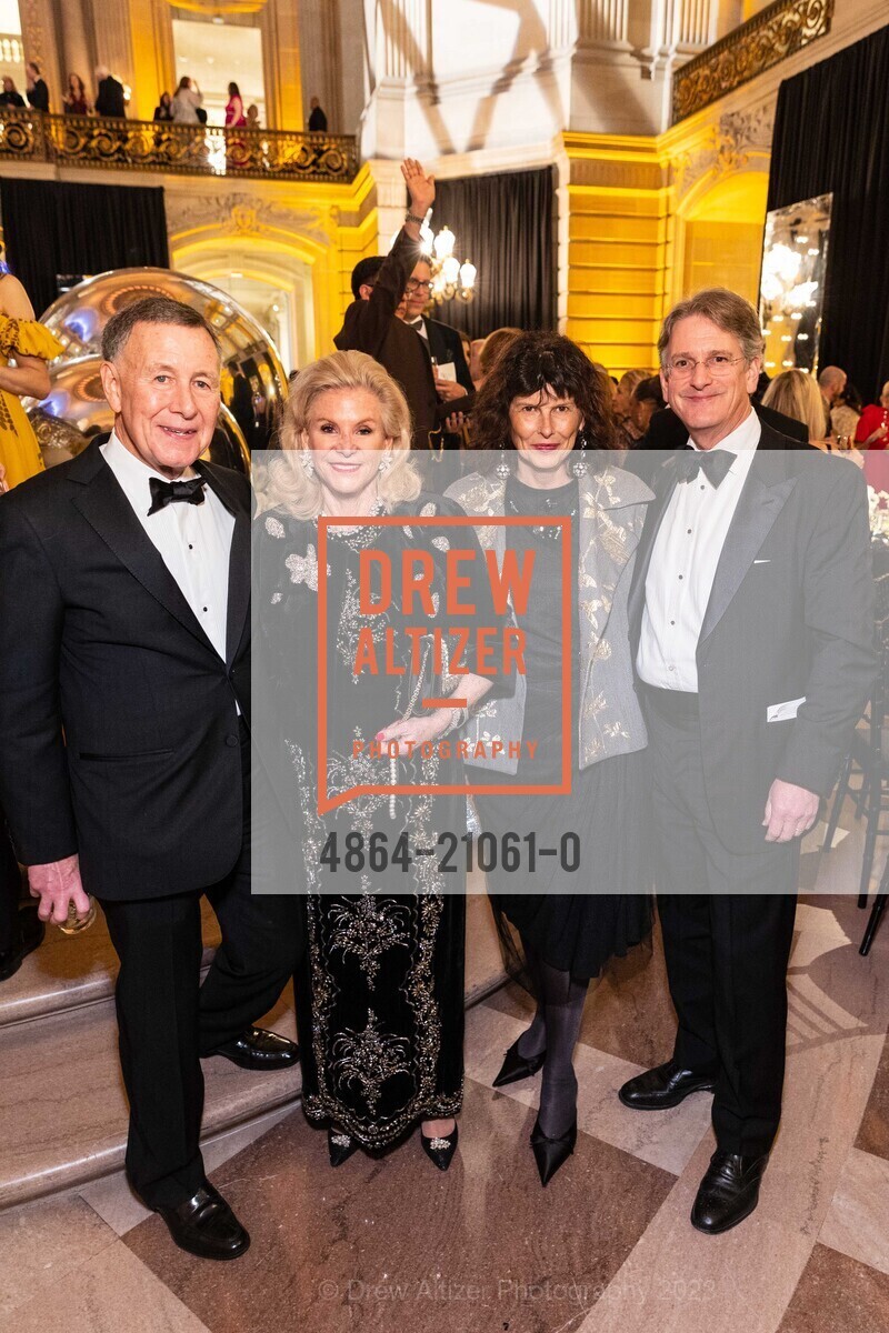 Carl Pascarella, Dede Wilsey, Phoebe Campbell, Thomas Campbell, San Francisco Ballet 90th Anniversary Opening Night Gala 2023, San Francisco War Memorial & Performing Arts Center. 401 Van Ness Avenue, January 19th, 2023, Photo #4864-21061-0 Carl Pascarella, Dede Wilsey, Phoebe Campbell, Thomas Campbell, Photo #4864-21061-0