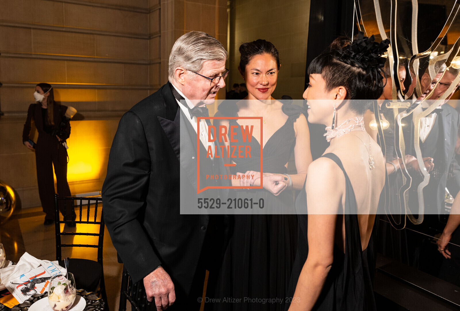 Richard Barker, Mia Kimura, San Francisco Ballet 90th Anniversary Opening Night Gala 2023, San Francisco War Memorial & Performing Arts Center. 401 Van Ness Avenue, January 19th, 2023, Photo #5529-21061-0 Richard Barker, Mia Kimura, Photo #5529-21061-0