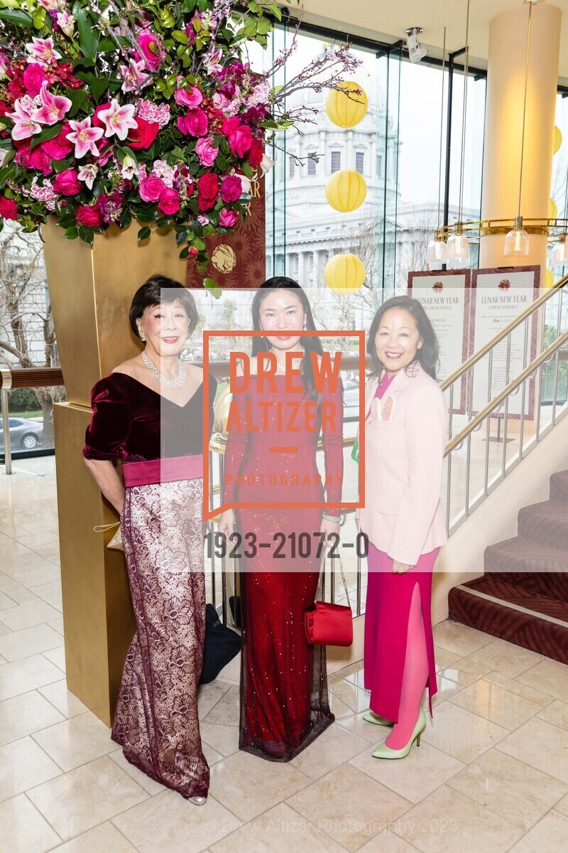 Margaret Liu Collins, Ella Qing Hou, Patti Lee-Hoffman, SF Symphony Lunar New Year Banquet, Louise M. Davies Symphony Hall. 201 Van Ness Ave, February 5th, 2023, Photo #1923-21072-0 Margaret Liu Collins, Ella Qing Hou, Patti Lee-Hoffman, Photo #1923-21072-0