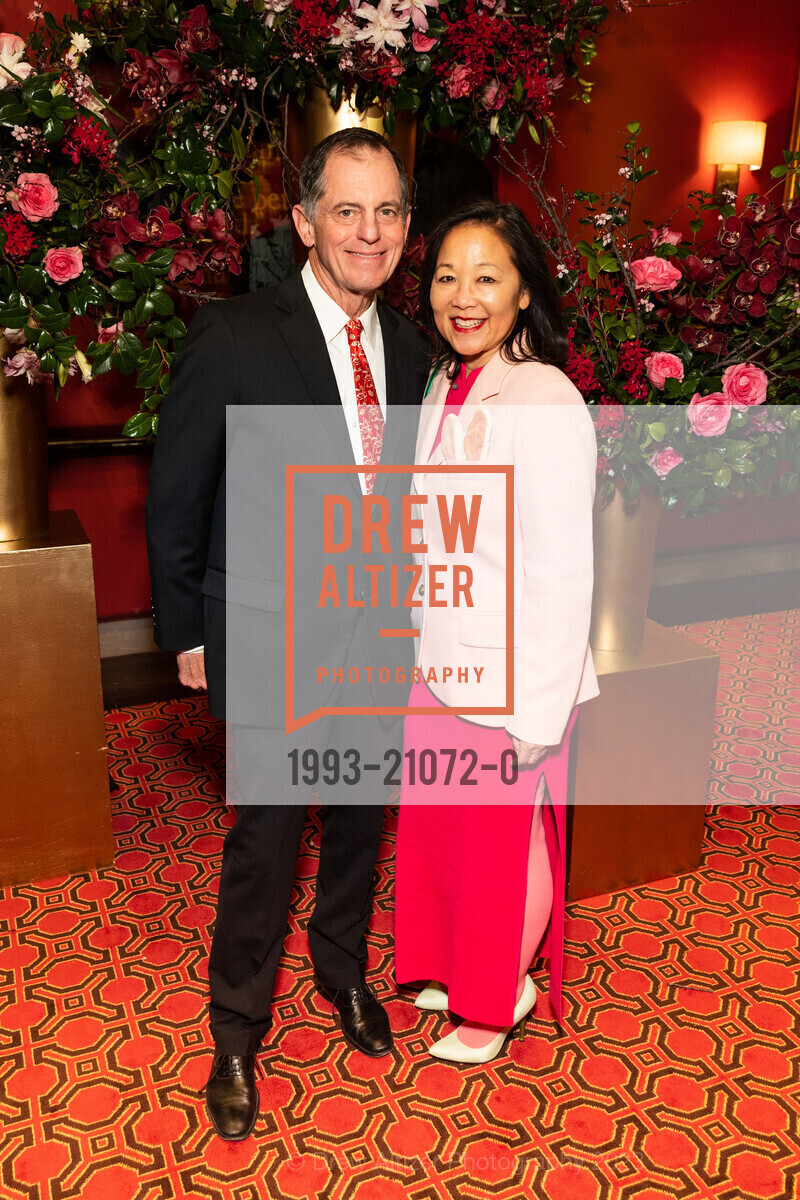 Steven Hoffmann, Patti Lee-Hoffman, SF Symphony Lunar New Year Banquet, Louise M. Davies Symphony Hall. 201 Van Ness Ave, February 5th, 2023, Photo #1993-21072-0 Steven Hoffmann, Patti Lee-Hoffman, Photo #1993-21072-0