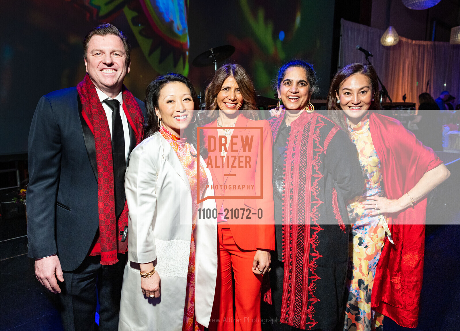 Tony Bates, Cori Bates, Anjali Pichai, Vijay Shriram, Tiffany Chang, SF Symphony Lunar New Year Banquet, Louise M. Davies Symphony Hall. 201 Van Ness Ave, February 5th, 2023, Photo #1100-21072-0 Tony Bates, Cori Bates, Anjali Pichai, Vijay Shriram, Tiffany Chang, Photo #1100-21072-0