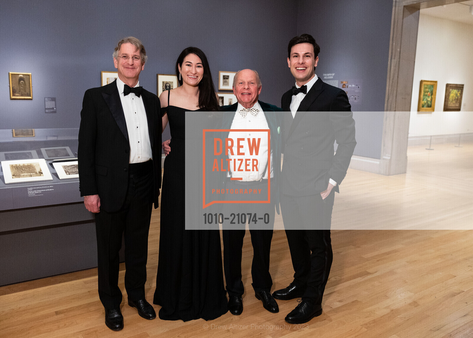 Tom Campbell, Adrienne Barry, John Berggruen, Furio Rinaldi, Sargent & Spain Black Tie Dinner 2023, Legion of Honor @ 100 34th Ave, SF, CA 94121 US. Legion of Honor @ 100 34th Ave, SF, CA 94121 US, February 8th, 2023, Photo #1010-21074-0 Tom Campbell, Adrienne Barry, John Berggruen, Furio Rinaldi, Photo #1010-21074-0