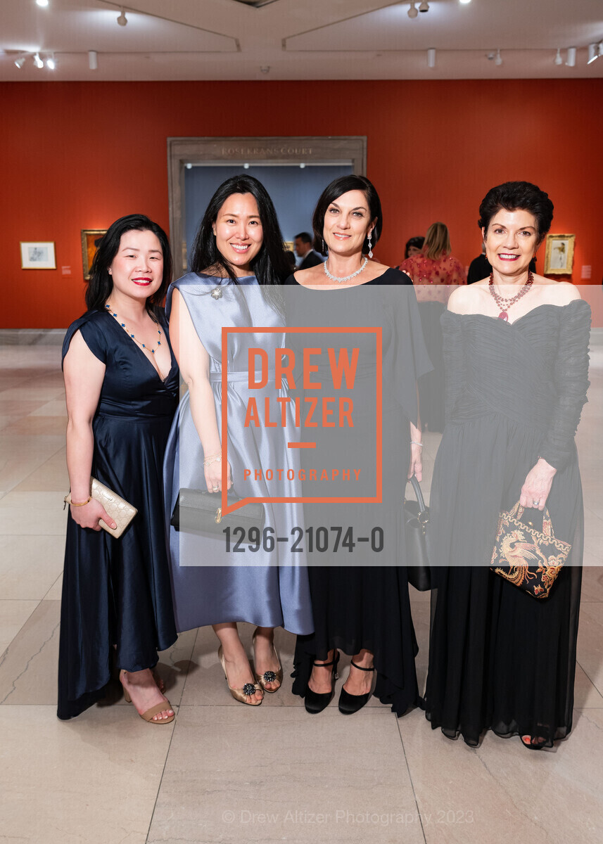 Judy Chow, Julie Park, Bettina Bryant, Megan Bourne, Sargent & Spain Black Tie Dinner 2023, Legion of Honor @ 100 34th Ave, SF, CA 94121 US. Legion of Honor @ 100 34th Ave, SF, CA 94121 US, February 8th, 2023, Photo #1296-21074-0 Judy Chow, Julie Park, Bettina Bryant, Megan Bourne, Photo #1296-21074-0