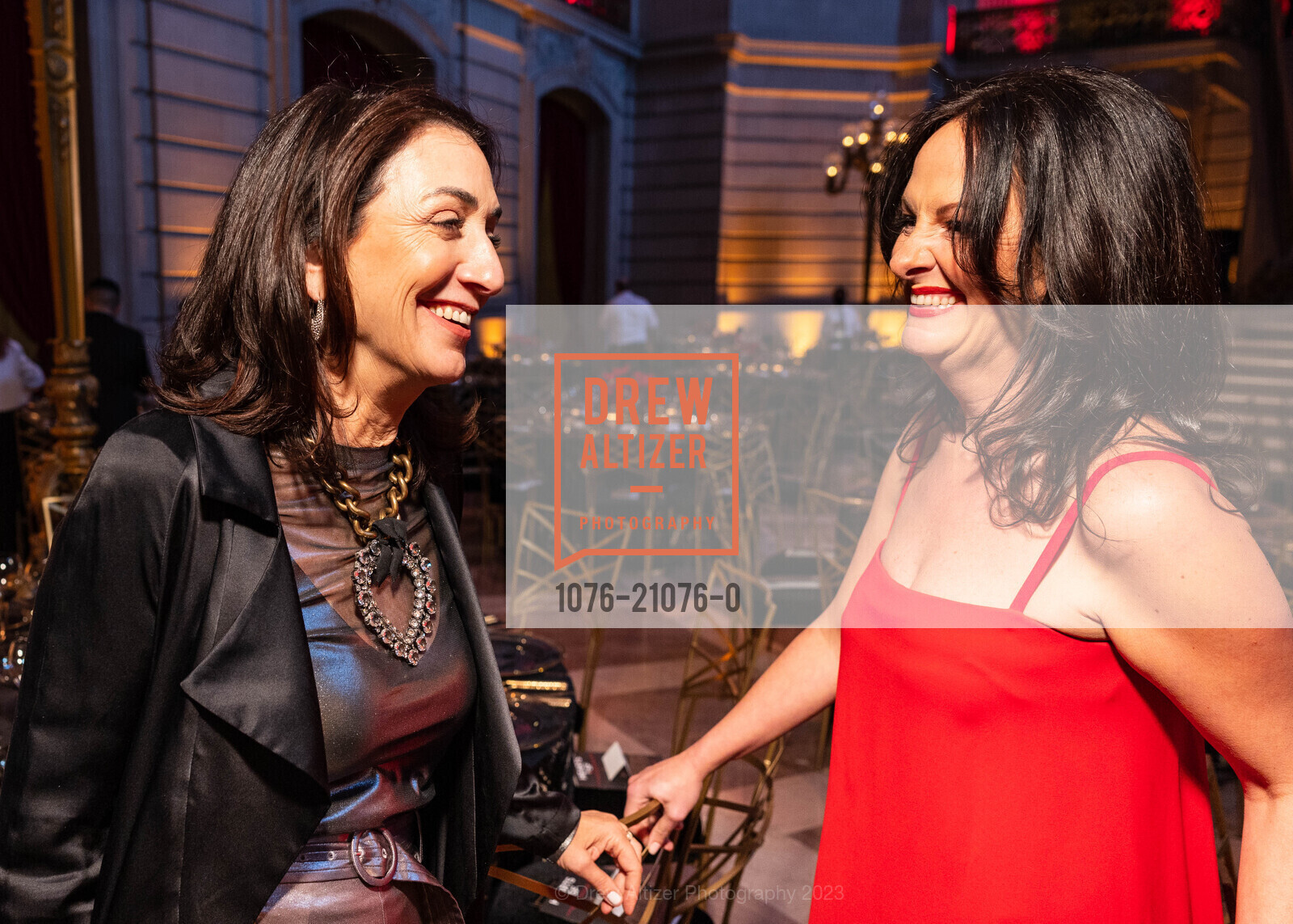 Pam Baer, Elizabeth Minick, Photo #1076-21076-0