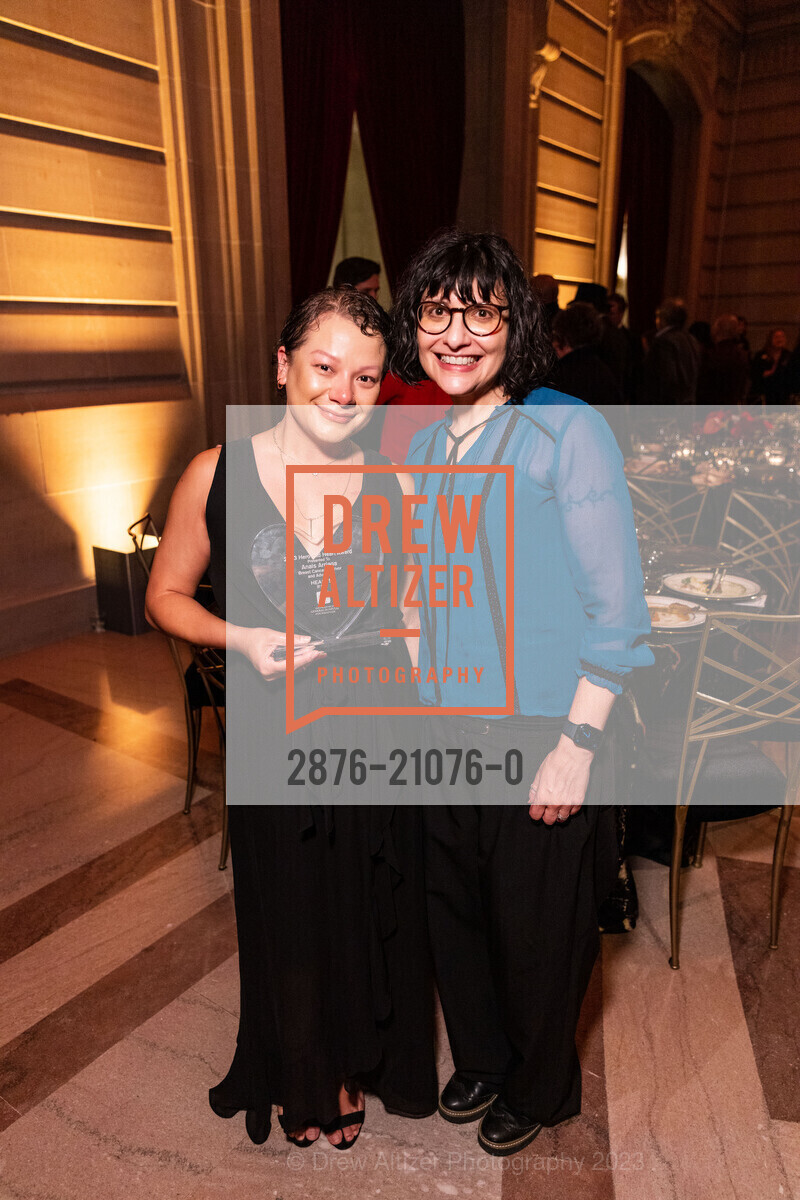 Anais Arriaga, Kara Carter, Photo #2876-21076-0