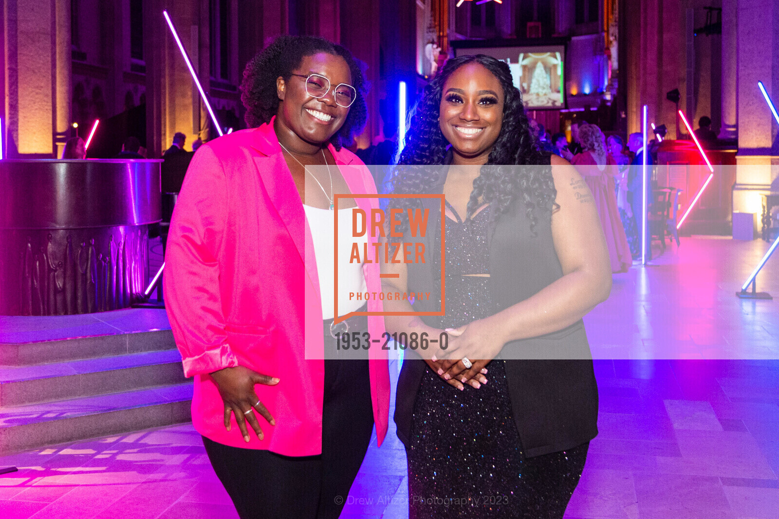 Alina Dennis, Loren Smith, Grace Cathedral's Carnivale Gala 2023, Grace Cathedral, 1100 California St, SF, CA 94108 US. Grace Cathedral, 1100 California St, SF, CA 94108 US, February 21st, 2023, Photo #1953-21086-0 Alina Dennis, Loren Smith, Photo #1953-21086-0