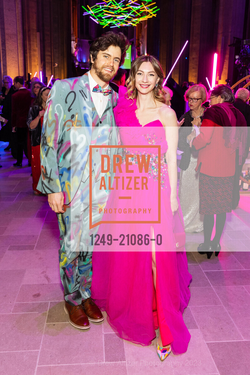Johnny Blanchard, Kate Tova, Grace Cathedral's Carnivale Gala 2023, Grace Cathedral, 1100 California St, SF, CA 94108 US. Grace Cathedral, 1100 California St, SF, CA 94108 US, February 21st, 2023, Photo #1249-21086-0 Johnny Blanchard, Kate Tova, Photo #1249-21086-0