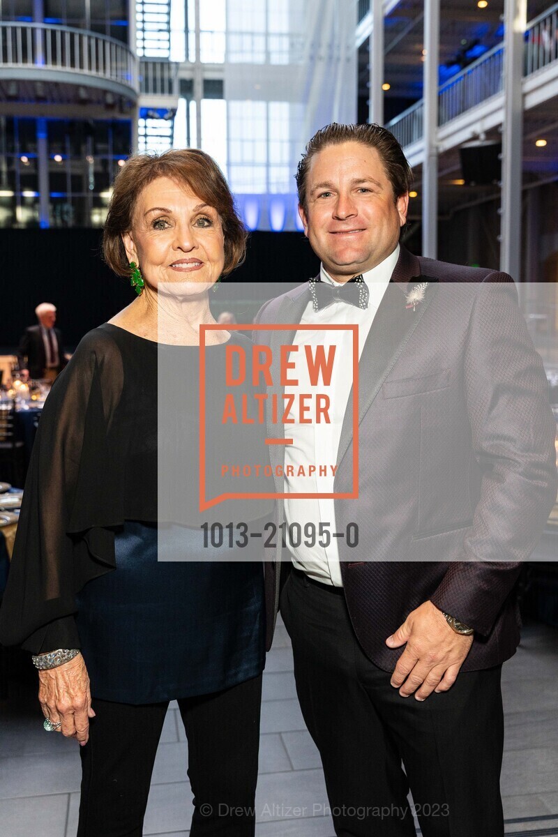 Lee Baxter, Justin Richardson, SMUIN Ballet Gala 2023, San Francisco Design Center, 101 Henry Adams St, SF, CA 94103. San Francisco Design Center, 101 Henry Adams St, SF, CA 94103, March 5th, 2023, Photo #1013-21095-0 Lee Baxter, Justin Richardson, Photo #1013-21095-0