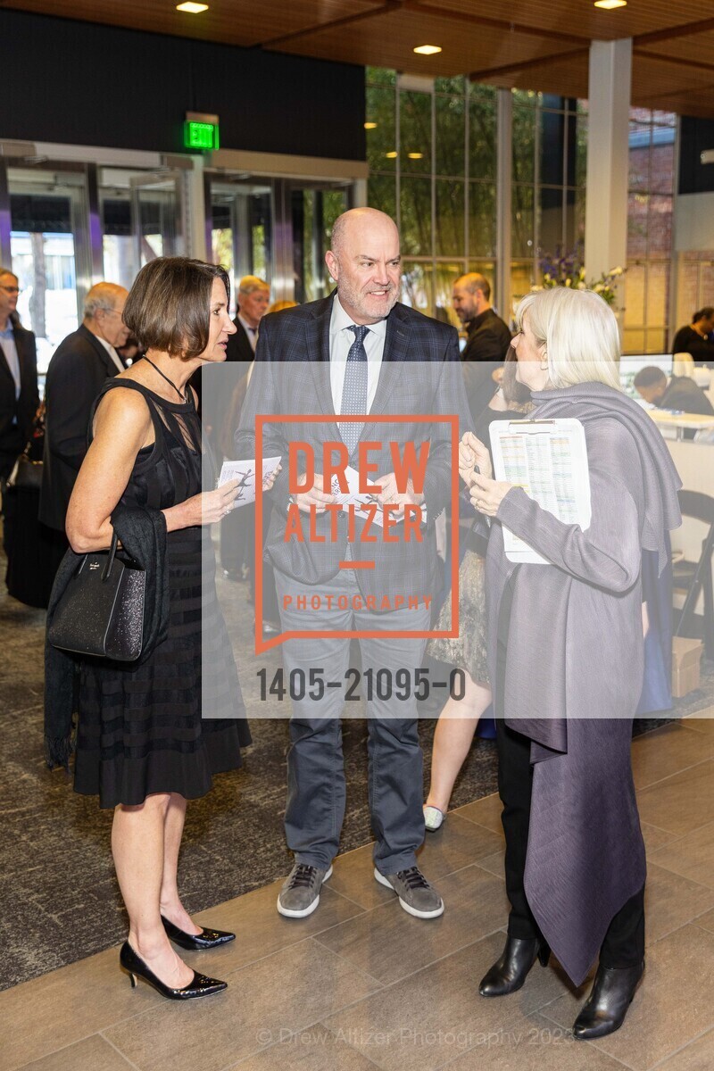 Sarah Bartels, Bill Nagel, Carla Befera, SMUIN Ballet Gala 2023, San Francisco Design Center, 101 Henry Adams St, SF, CA 94103. San Francisco Design Center, 101 Henry Adams St, SF, CA 94103, March 5th, 2023, Photo #1405-21095-0 Sarah Bartels, Bill Nagel, Carla Befera, Photo #1405-21095-0