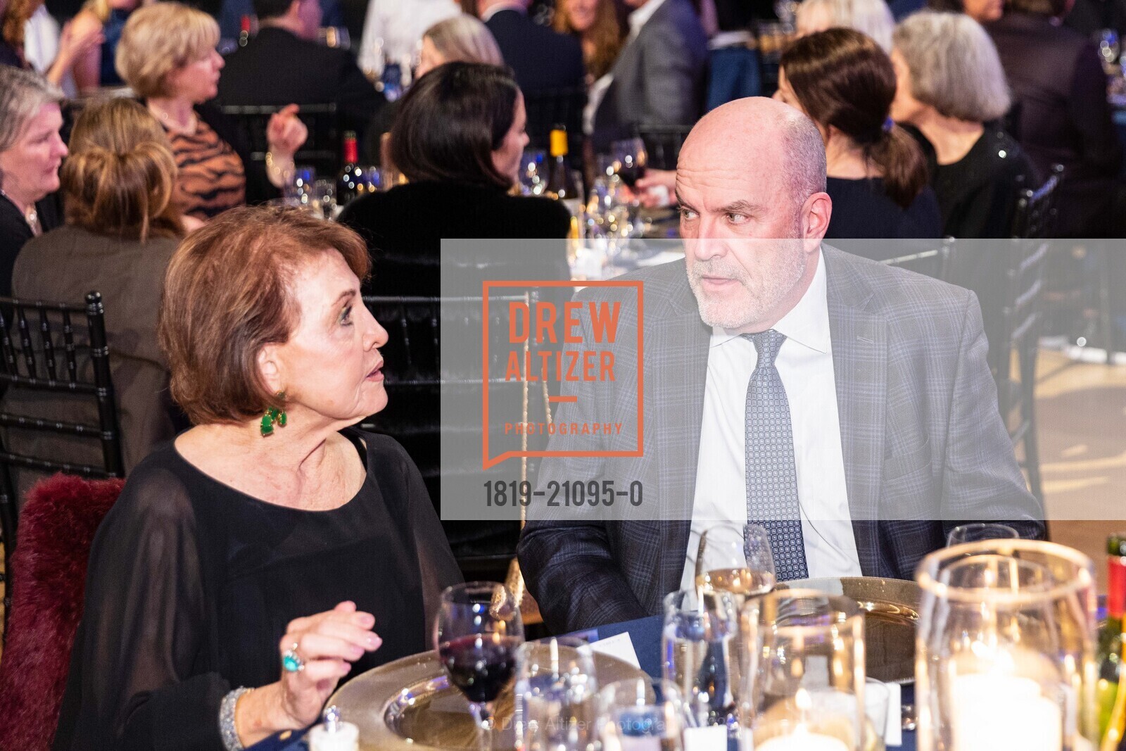 Lee Baxter, Bill Nagel, SMUIN Ballet Gala 2023, San Francisco Design Center, 101 Henry Adams St, SF, CA 94103. San Francisco Design Center, 101 Henry Adams St, SF, CA 94103, March 5th, 2023, Photo #1819-21095-0 Lee Baxter, Bill Nagel, Photo #1819-21095-0