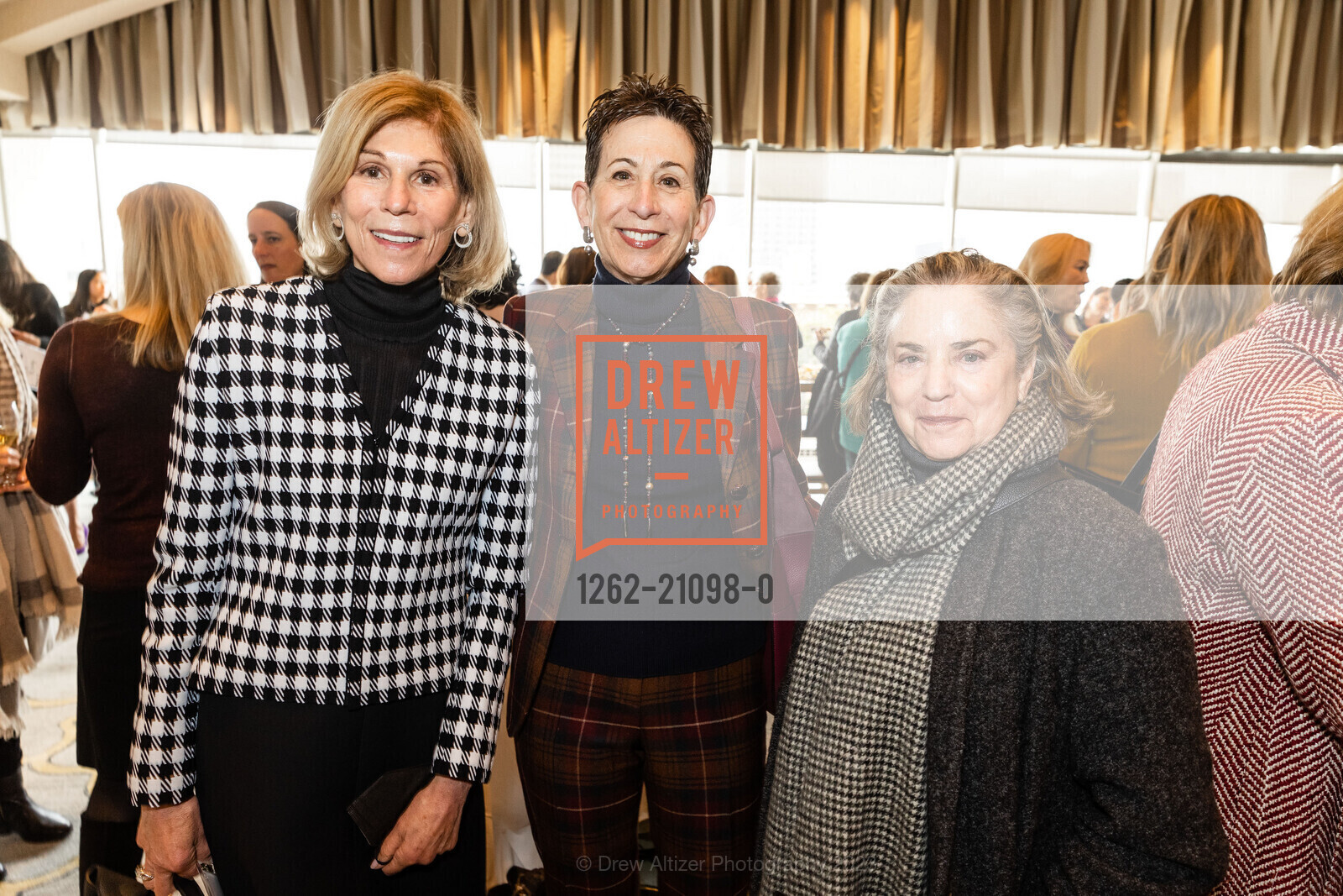 Vicky Kahn, Dana Corvin, Susan Weiss, NARAL San Francisco Power of Choice Luncheon 2023, Fairmont San Francisco @ 950 Mason St, SF, CA 94108 US. Fairmont San Francisco @ 950 Mason St, SF, CA 94108 US, March 9th, 2023, Photo #1262-21098-0 Vicky Kahn, Dana Corvin, Susan Weiss, Photo #1262-21098-0