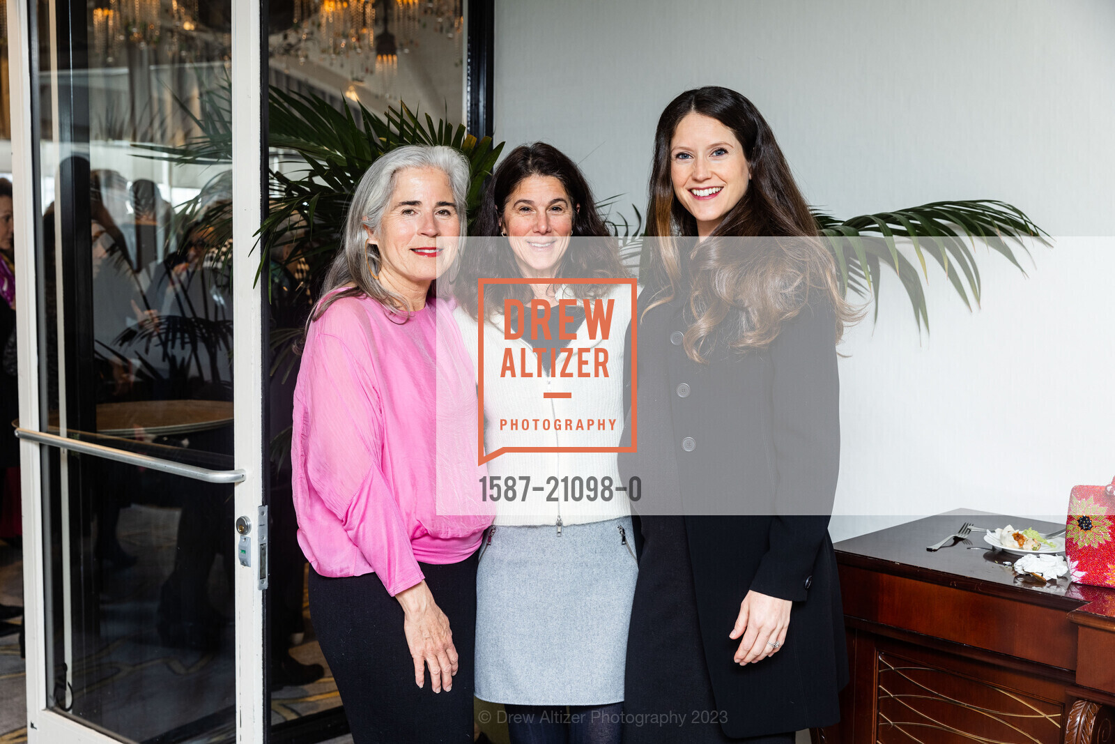 Kendra Pollack, Stephanie Young, Shannon Olivieri Hovis, NARAL San Francisco Power of Choice Luncheon 2023, Fairmont San Francisco @ 950 Mason St, SF, CA 94108 US. Fairmont San Francisco @ 950 Mason St, SF, CA 94108 US, March 9th, 2023, Photo #1587-21098-0 Kendra Pollack, Stephanie Young, Shannon Olivieri Hovis, Photo #1587-21098-0