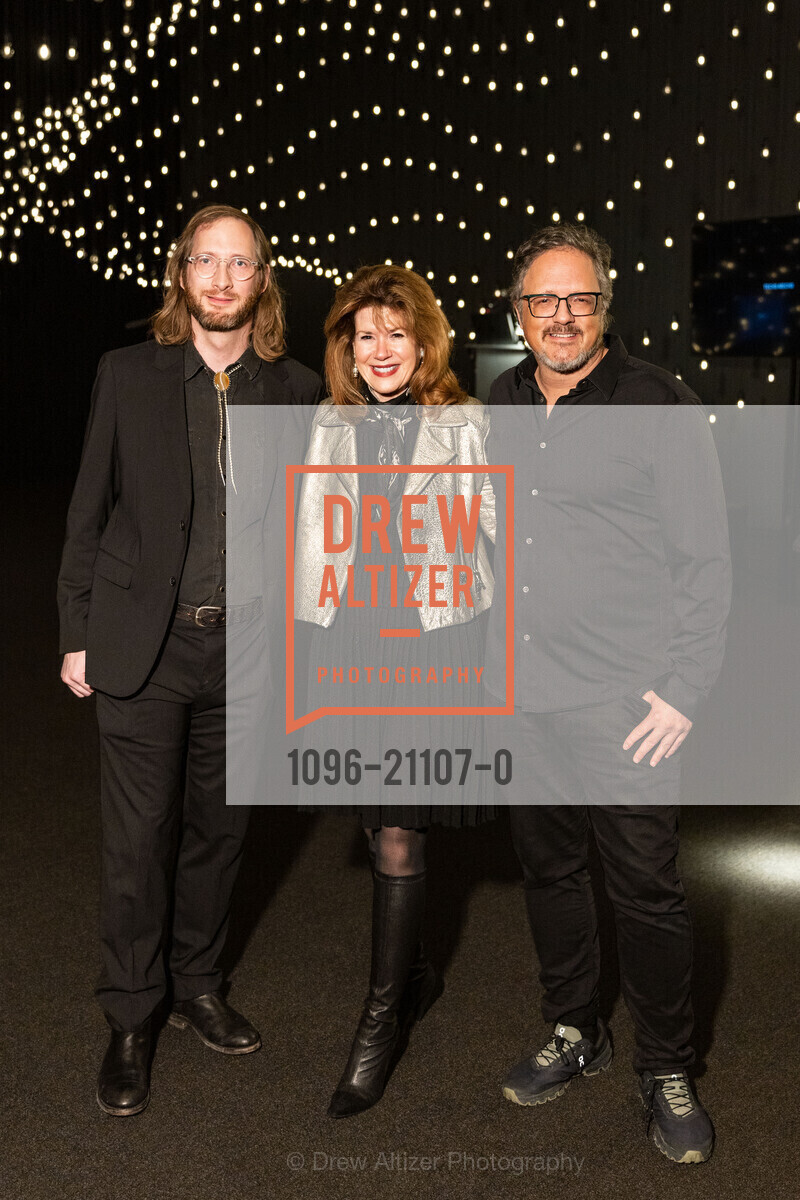 Barry Threw, Elaine Mellis, Rafael Lozano-Hemmer, GRAY AREA Private Reception for the Opening of TECHS-MECHS with artist Rafael Lozano-Hemmer, Gray Area / Grand Theater @ 2665 Mission St, SF, CA 94110 US. Gray Area / Grand Theater @ 2665 Mission St, SF, CA 94110 US, Photo #1096-21107-0 Barry Threw, Elaine Mellis, Rafael Lozano-Hemmer, Photo #1096-21107-0