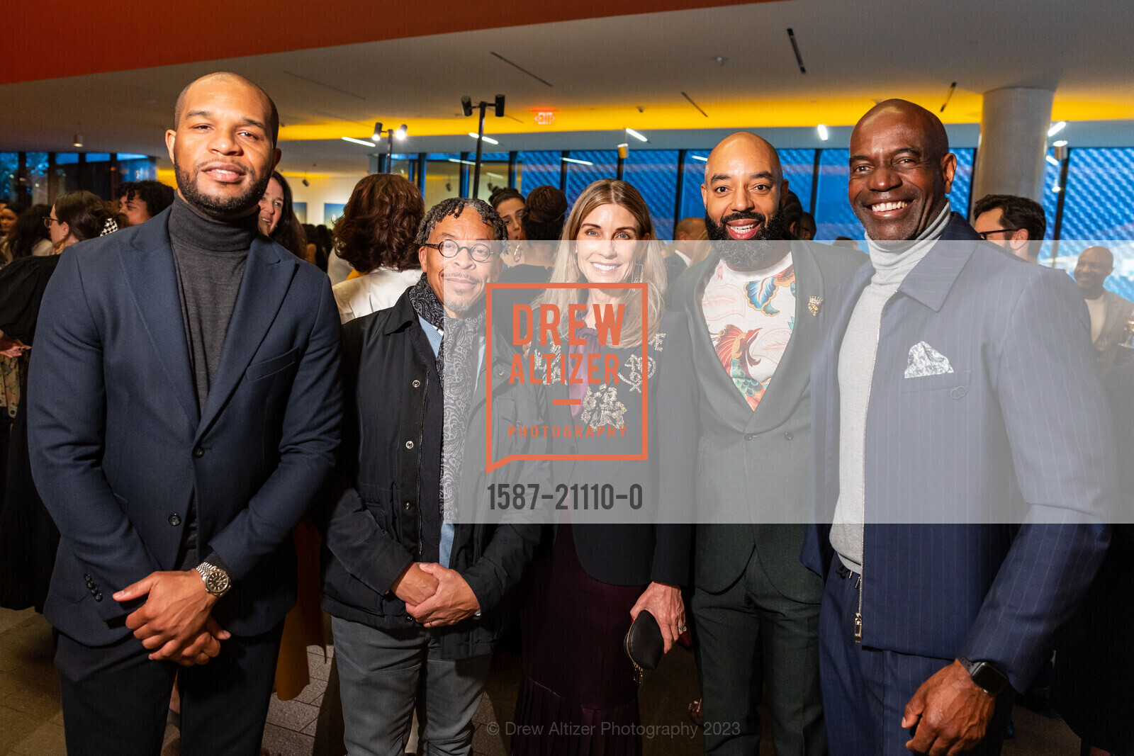 Anwarii Musa, Kent Kelley, Lisa Zanze, Bakari Adams, Lo Toney, Kehinde Wiley Donor Opening Night 2023, de Young Museum @ 50 Hagiwara Tea Garden Dr, San Francisco, CA 94118 US. de Young Museum @ 50 Hagiwara Tea Garden Dr, San Francisco, CA 94118 US, March 16th, 2023, Photo #1587-21110-0 Anwarii Musa, Kent Kelley, Lisa Zanze, Bakari Adams, Lo Toney, Photo #1587-21110-0