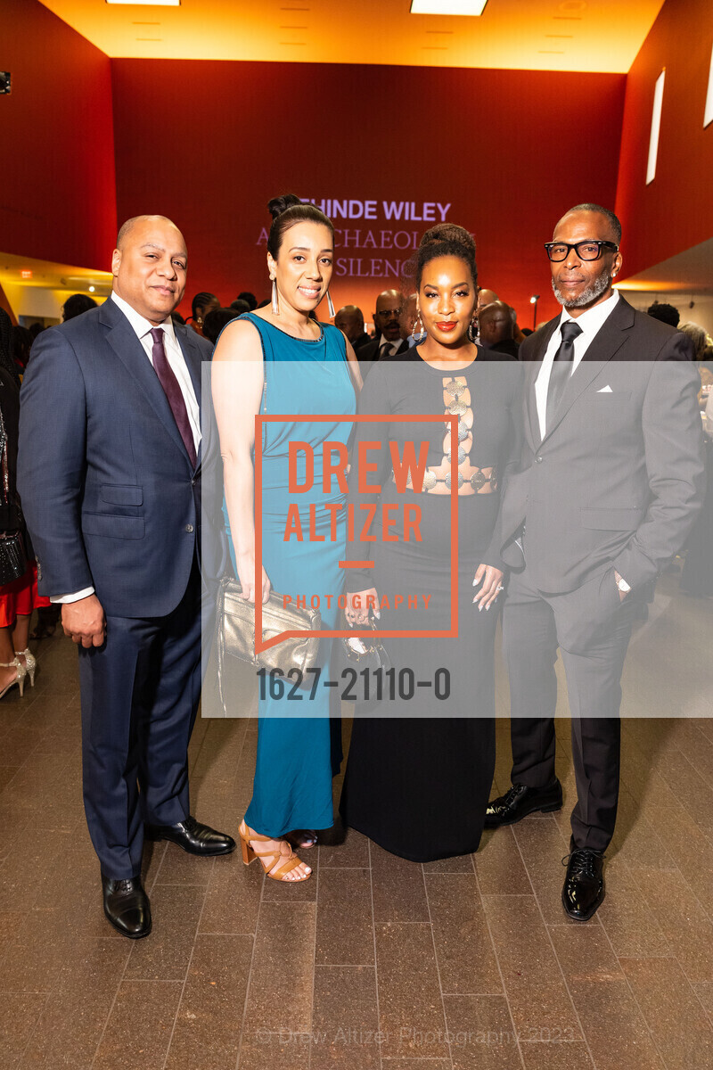 Brent Hawkins, Wren Phelps, LaToya McInnis, Okorie Clark, Kehinde Wiley Donor Opening Night 2023, de Young Museum @ 50 Hagiwara Tea Garden Dr, San Francisco, CA 94118 US. de Young Museum @ 50 Hagiwara Tea Garden Dr, San Francisco, CA 94118 US, March 16th, 2023, Photo #1627-21110-0 Brent Hawkins, Wren Phelps, LaToya McInnis, Okorie Clark, Photo #1627-21110-0