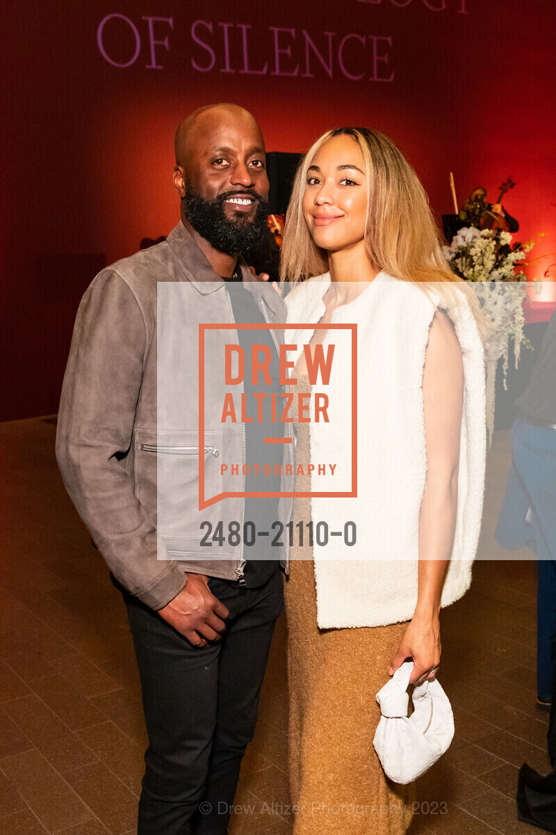 Malik Harris, Ashley Thompson, Kehinde Wiley Donor Opening Night 2023, de Young Museum @ 50 Hagiwara Tea Garden Dr, San Francisco, CA 94118 US. de Young Museum @ 50 Hagiwara Tea Garden Dr, San Francisco, CA 94118 US, March 16th, 2023, Photo #2480-21110-0 Malik Harris, Ashley Thompson, Photo #2480-21110-0