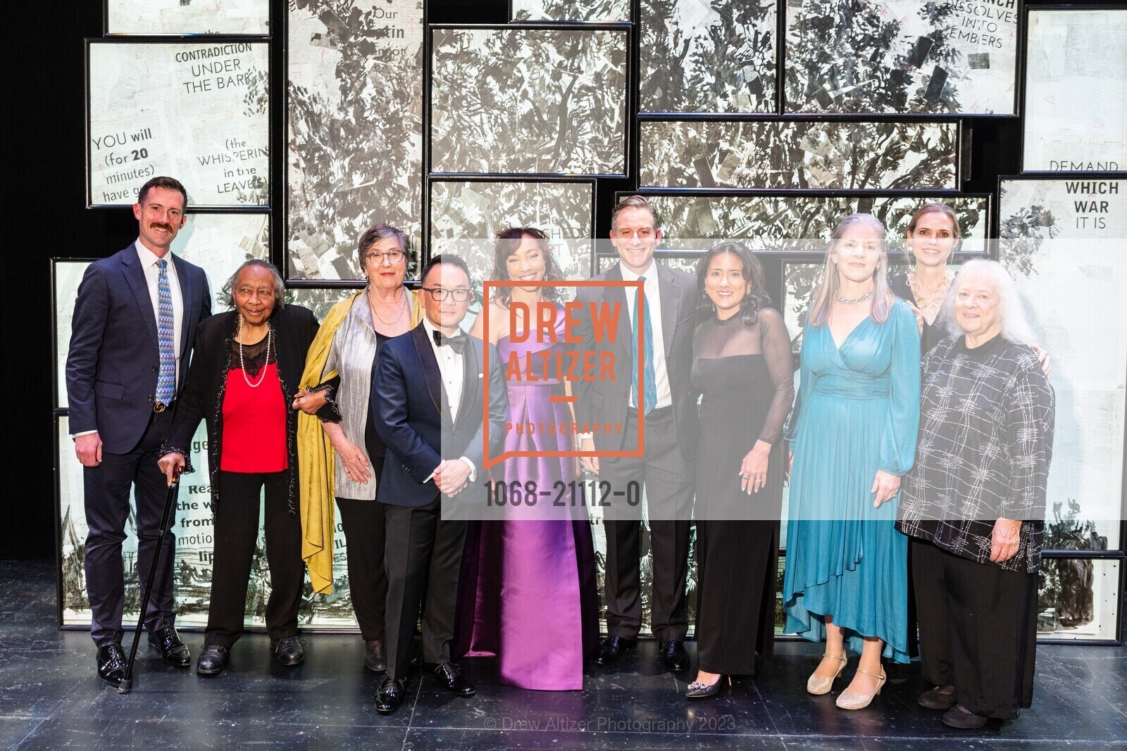 Brent Radeke, Sylvia Lindsey, Sara Wilson, Cary Koh, Janice Brathwaite, Jeremy Geffen, Chris Lauer, Jennifer Lyons, Jennifer Sime, Helen Meyer, Cal Performances' 2023 Gala Honoring William Kentridge, 2413 Bancroft Way, Berkeley, CA 94704 US. 2413 Bancroft Way, Berkeley, CA 94704 US, March 17th, 2023, Photo #1068-21112-0 Brent Radeke, Sylvia Lindsey, Sara Wilson, Cary Koh, Janice Brathwaite, Jeremy Geffen, Chris Lauer, Jennifer Lyons, Jennifer Sime, Helen Meyer, Photo #1068-21112-0