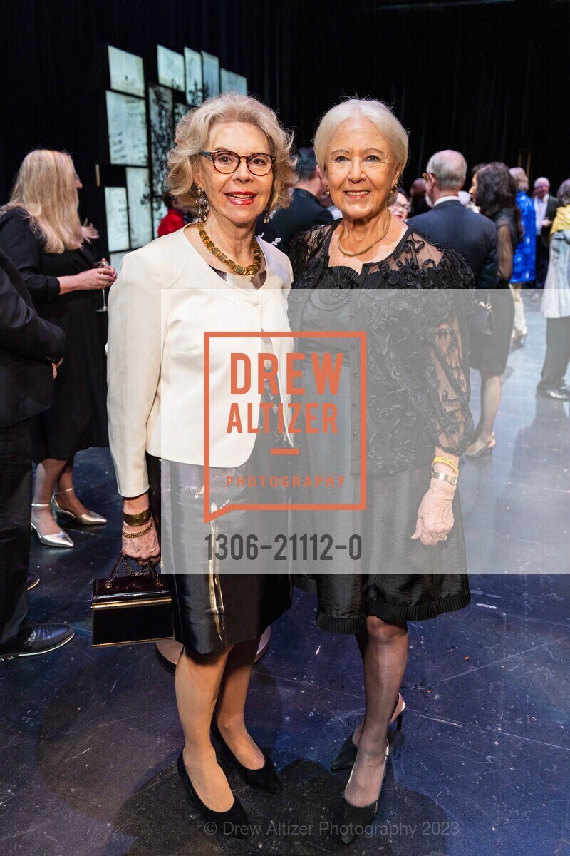 Catharina Swanstrom, Angela Young, Photo #1306-21112-0