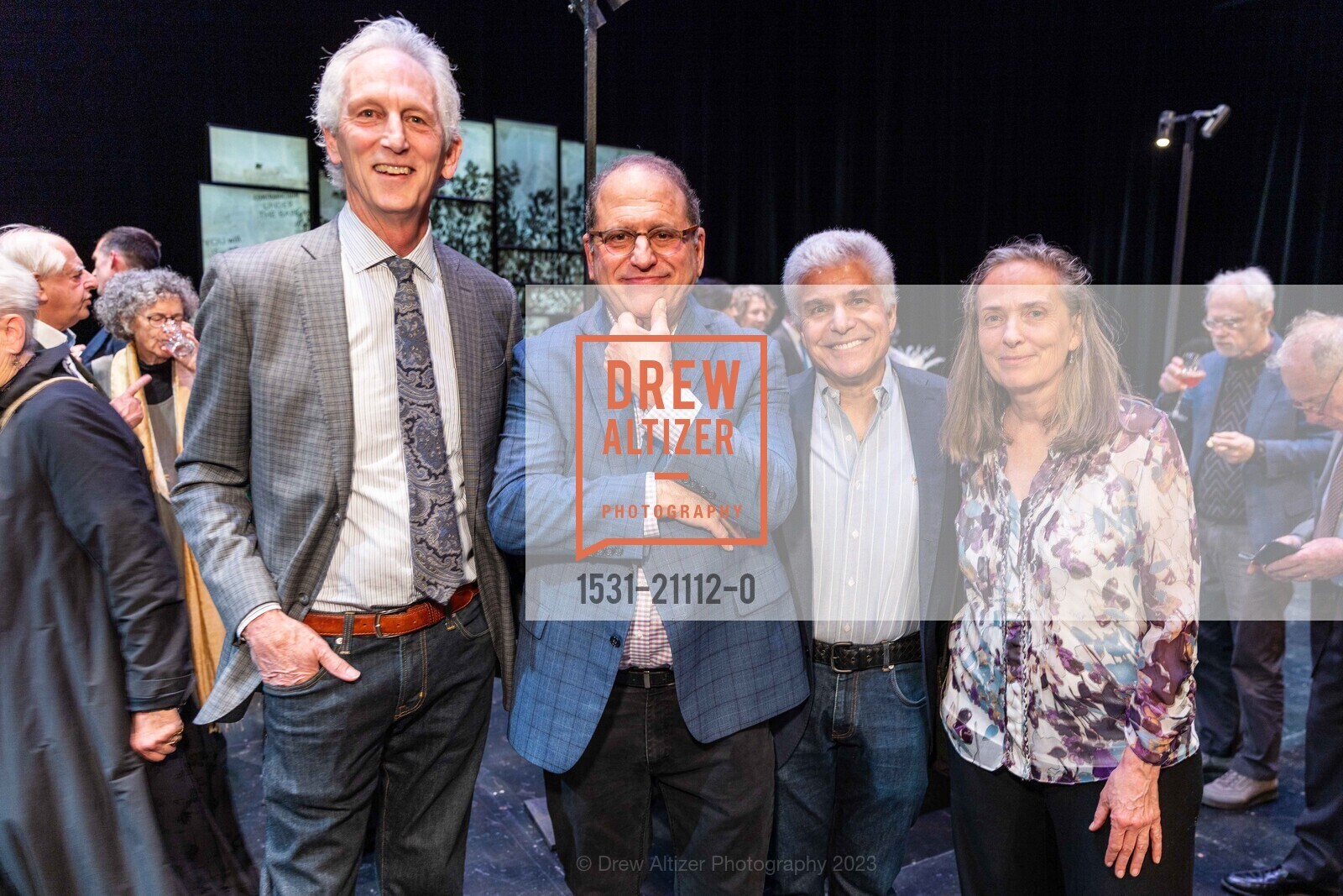 Steve Cohen, Jon Logan, John Piane, Nancy Hendrickson, Cal Performances' 2023 Gala Honoring William Kentridge, 2413 Bancroft Way, Berkeley, CA 94704 US. 2413 Bancroft Way, Berkeley, CA 94704 US, March 17th, 2023, Photo #1531-21112-0 Steve Cohen, Jon Logan, John Piane, Nancy Hendrickson, Photo #1531-21112-0